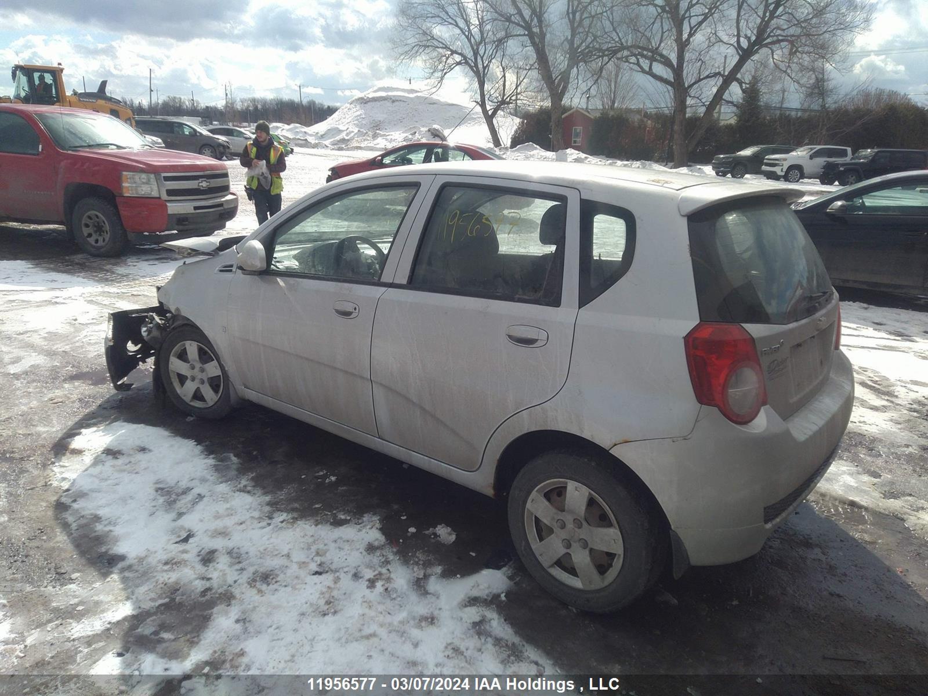 Photo 2 VIN: 3G1TB6DE0AL103075 - CHEVROLET AVEO 