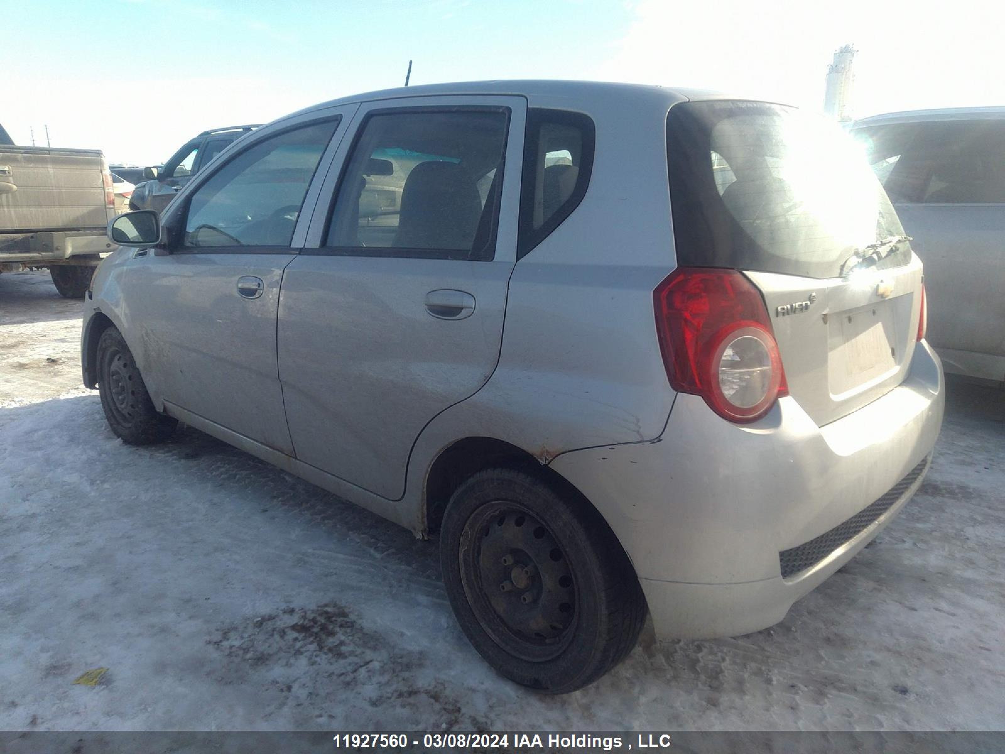 Photo 2 VIN: 3G1TC6DG9BL142893 - CHEVROLET AVEO 