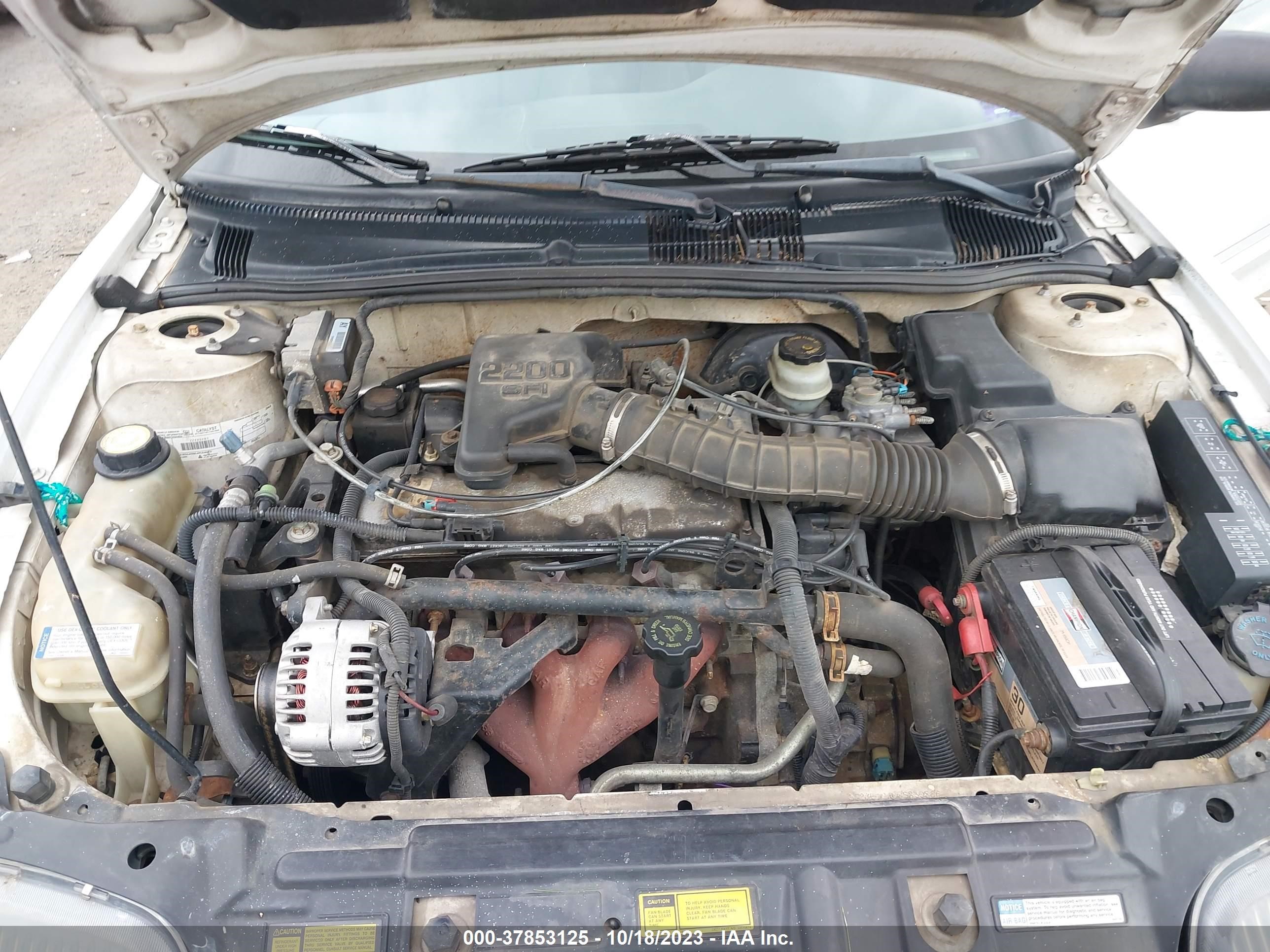 Photo 9 VIN: 3G2JB124XWS830866 - PONTIAC SUNFIRE 