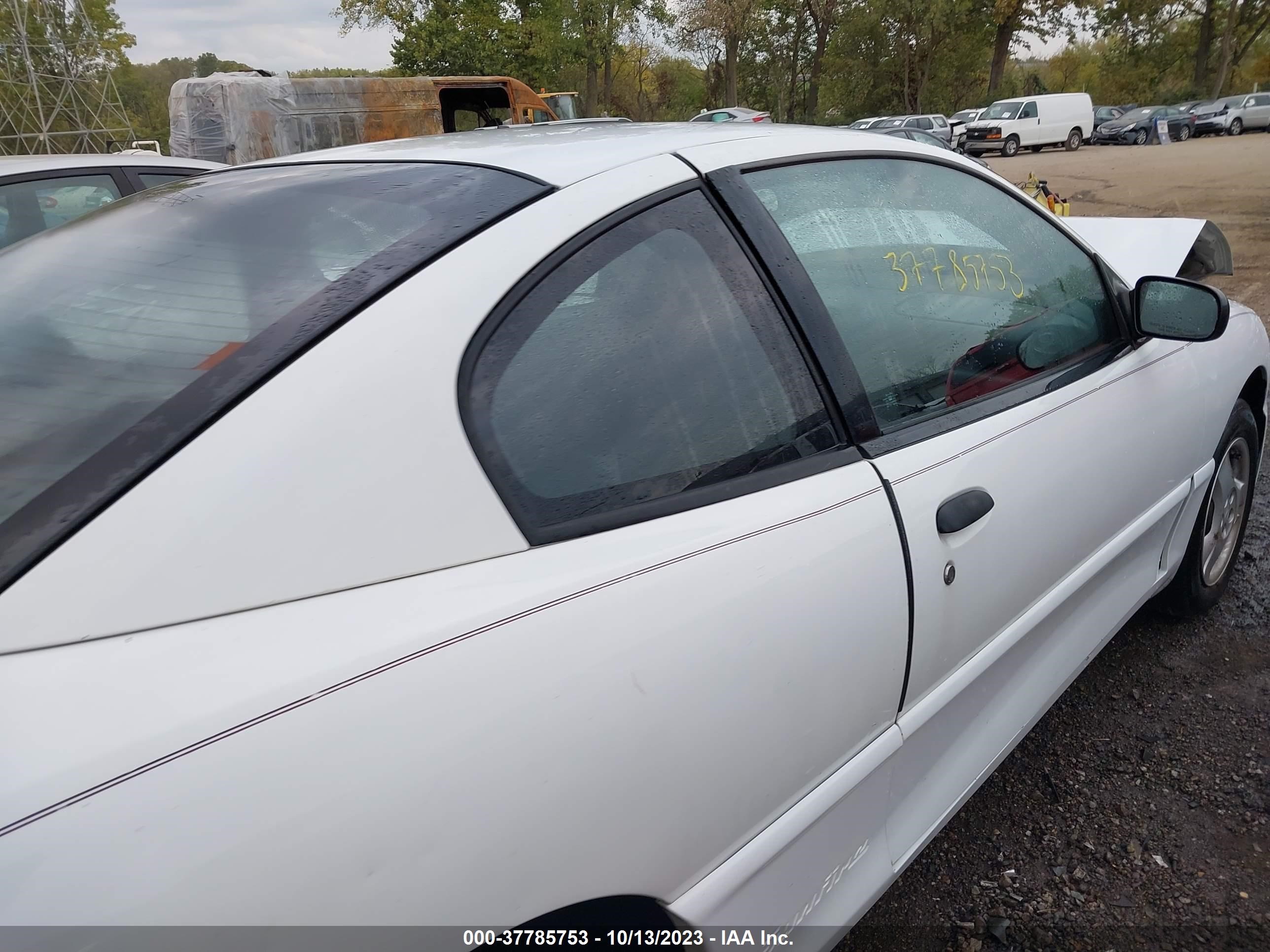 Photo 12 VIN: 3G2JB12F25S124345 - PONTIAC SUNFIRE 