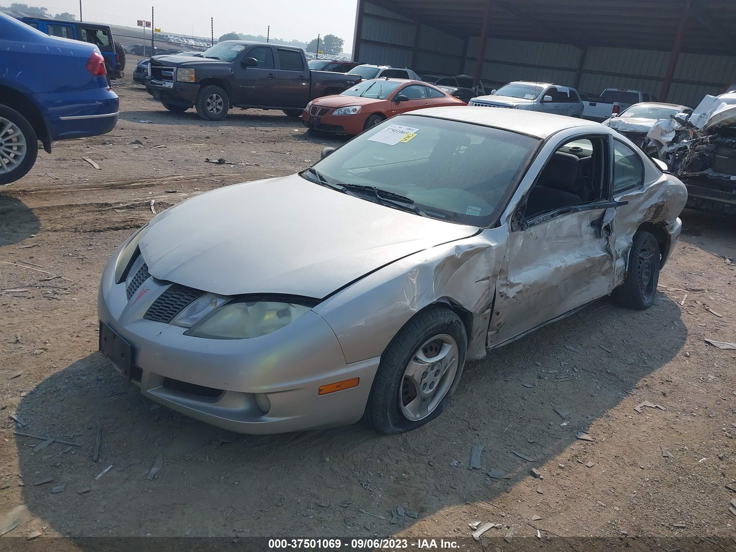 Photo 1 VIN: 3G2JB12F95S188401 - PONTIAC SUNFIRE 