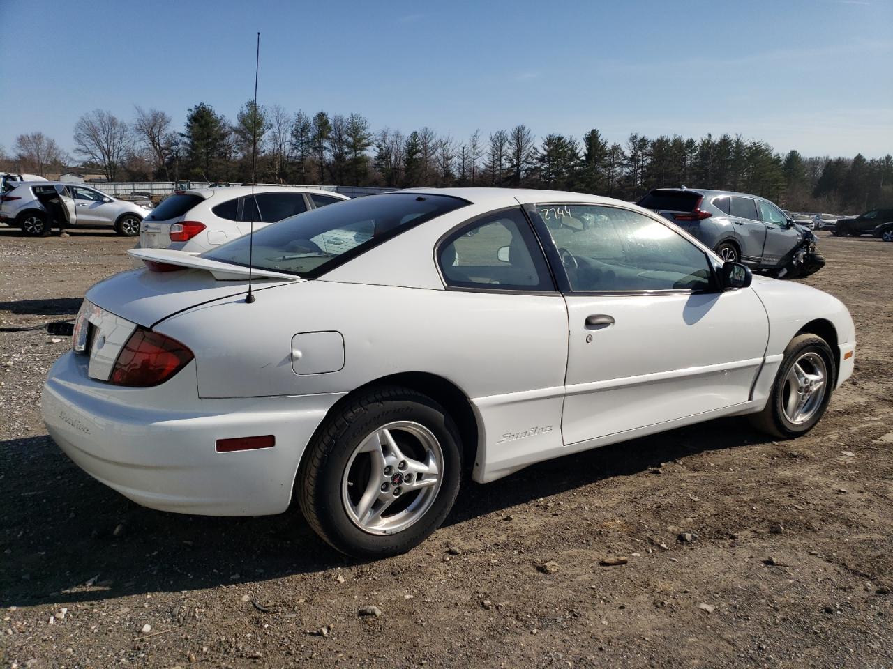 Photo 2 VIN: 3G2JB14F45S212732 - PONTIAC SUNFIRE 