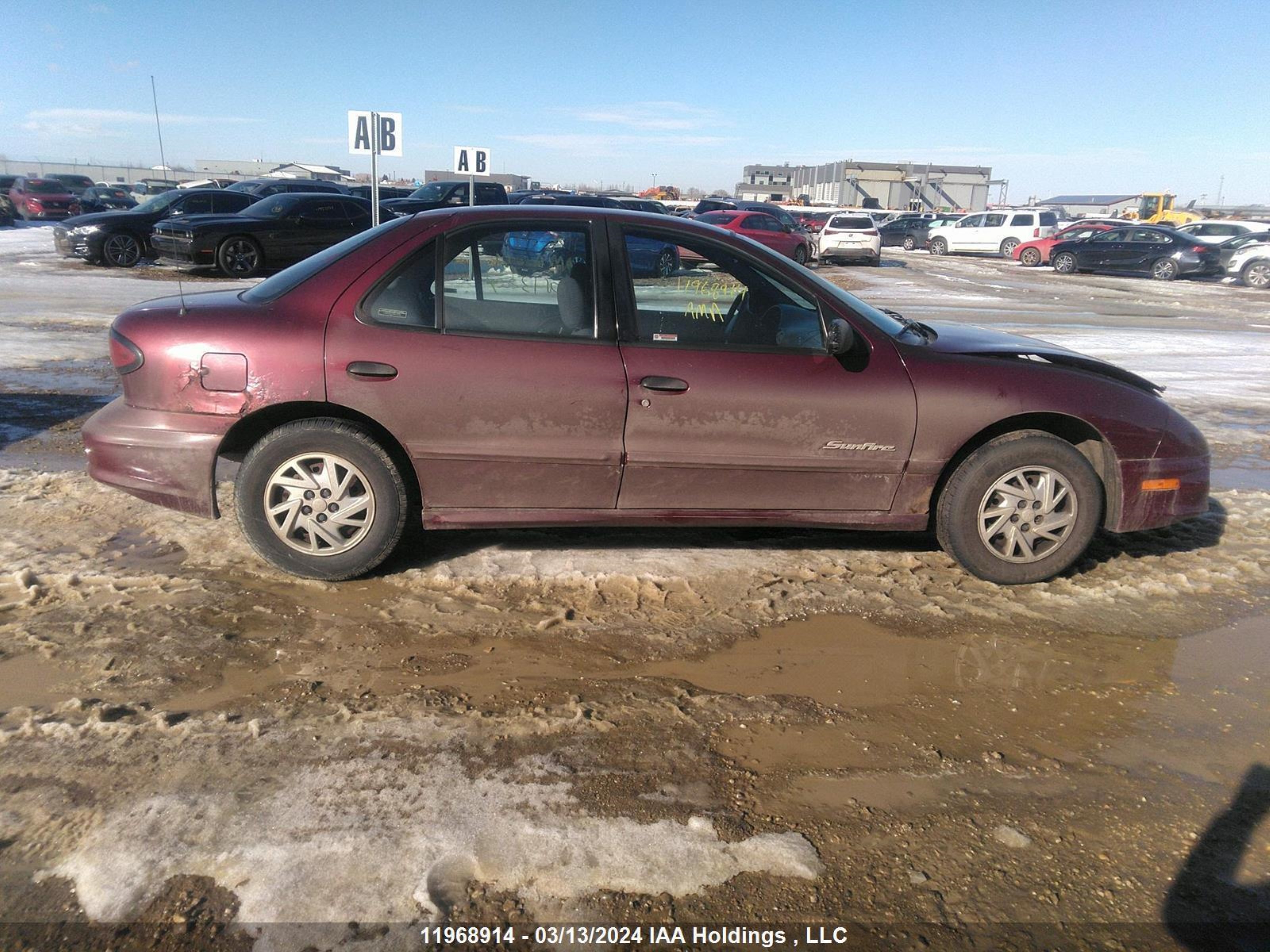 Photo 12 VIN: 3G2JB524X2S143937 - PONTIAC SUNFIRE 