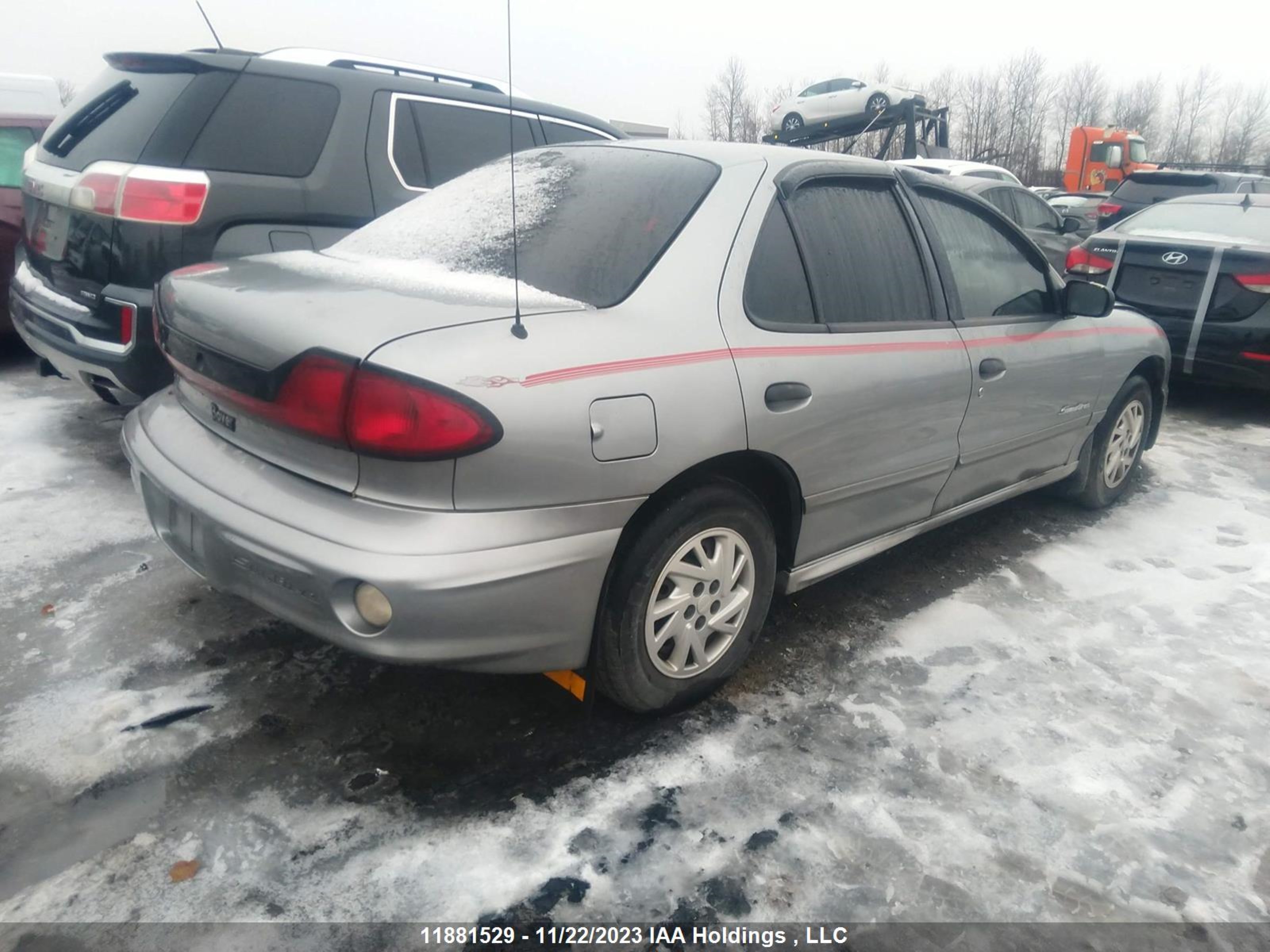 Photo 3 VIN: 3G2JB52F05S210759 - PONTIAC SUNFIRE 