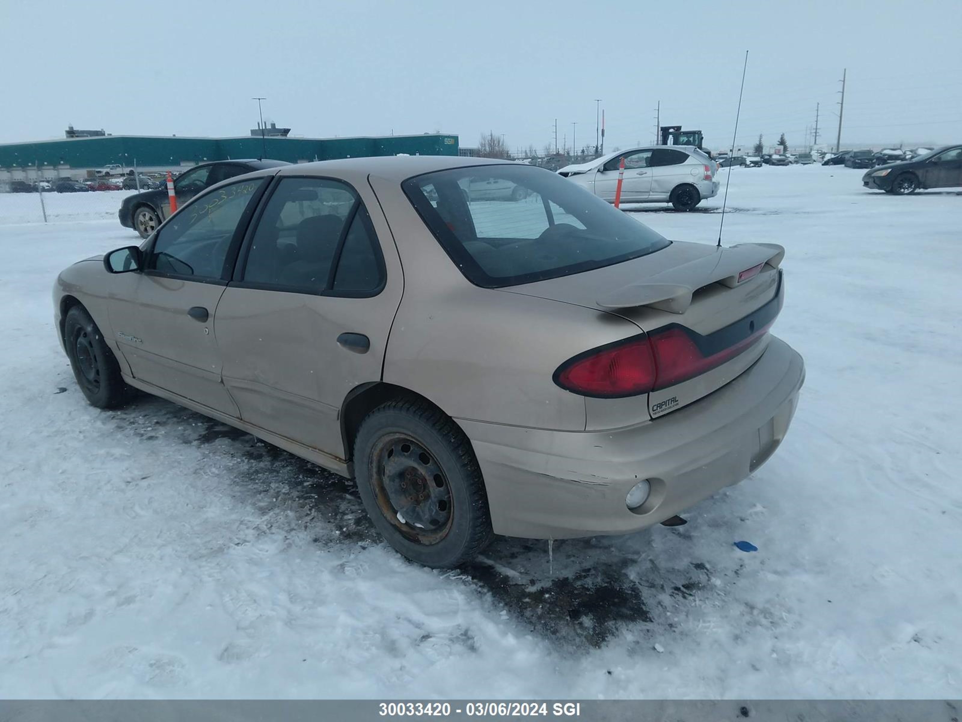 Photo 2 VIN: 3G2JB52F15S174337 - PONTIAC SUNFIRE 