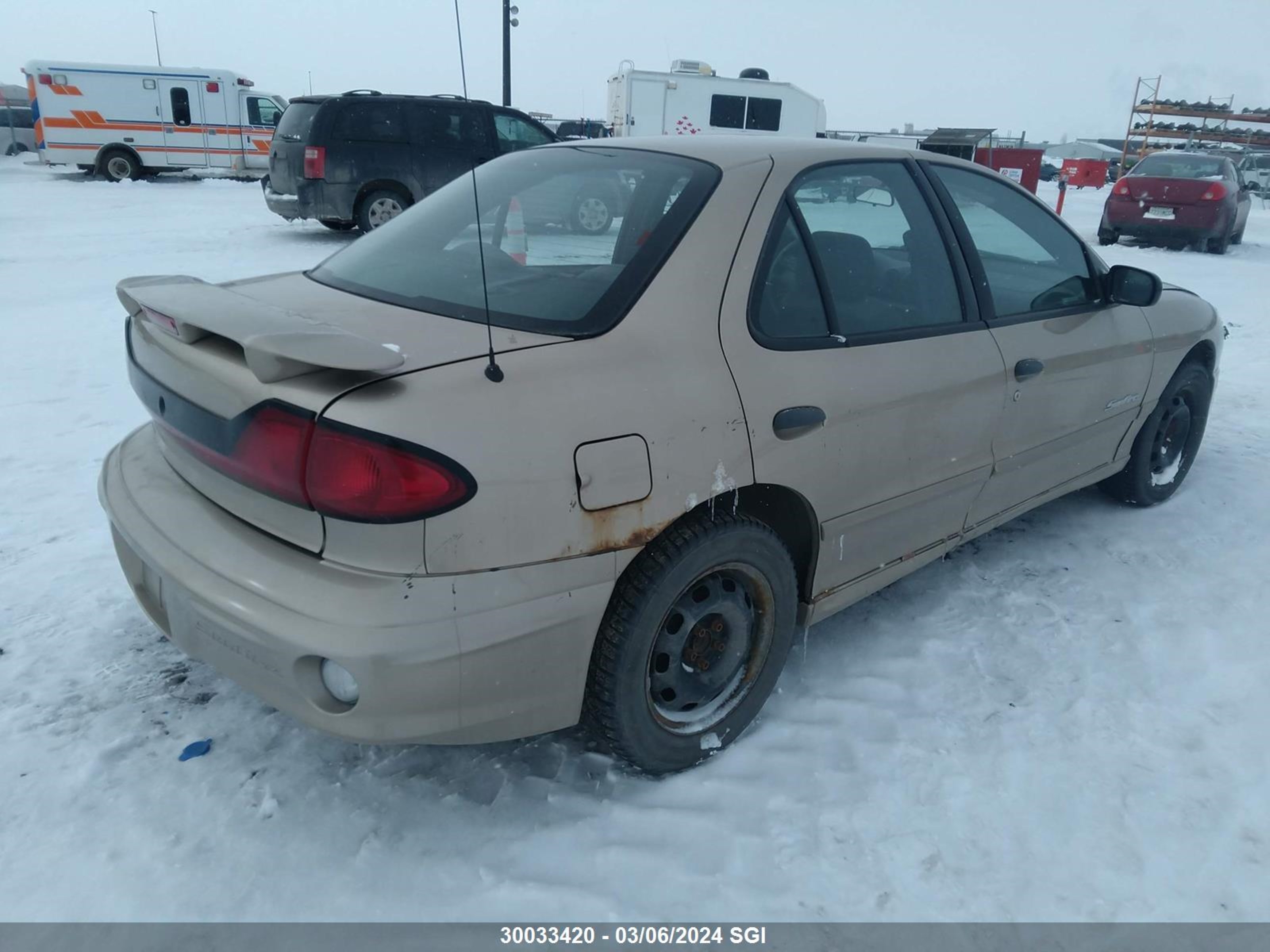 Photo 3 VIN: 3G2JB52F15S174337 - PONTIAC SUNFIRE 