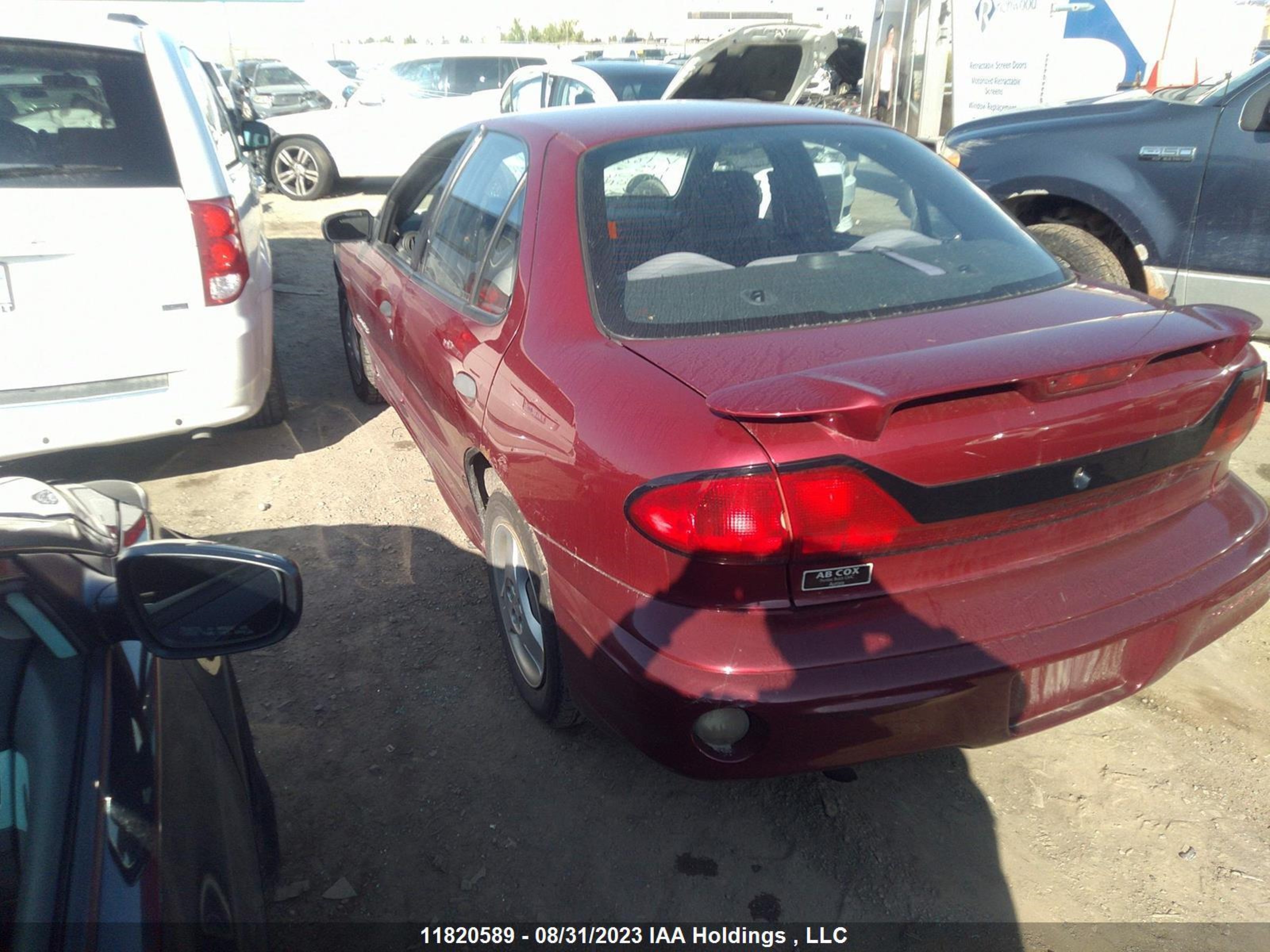 Photo 2 VIN: 3G2JB52F35S188854 - PONTIAC SUNFIRE 