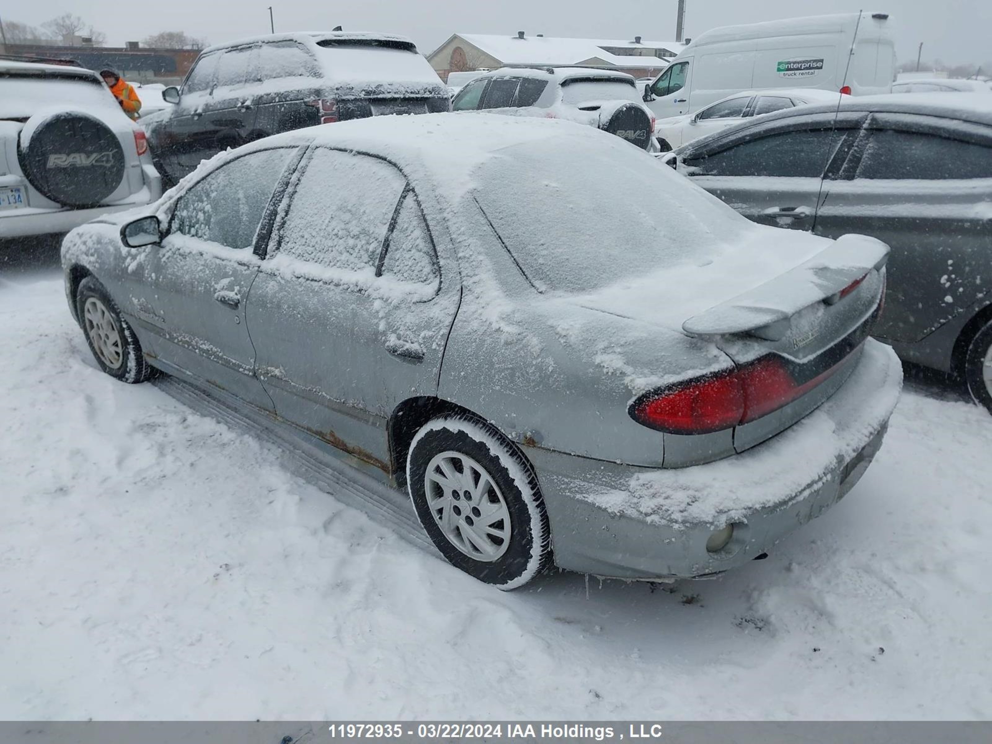 Photo 2 VIN: 3G2JB52F55S210921 - PONTIAC SUNFIRE 