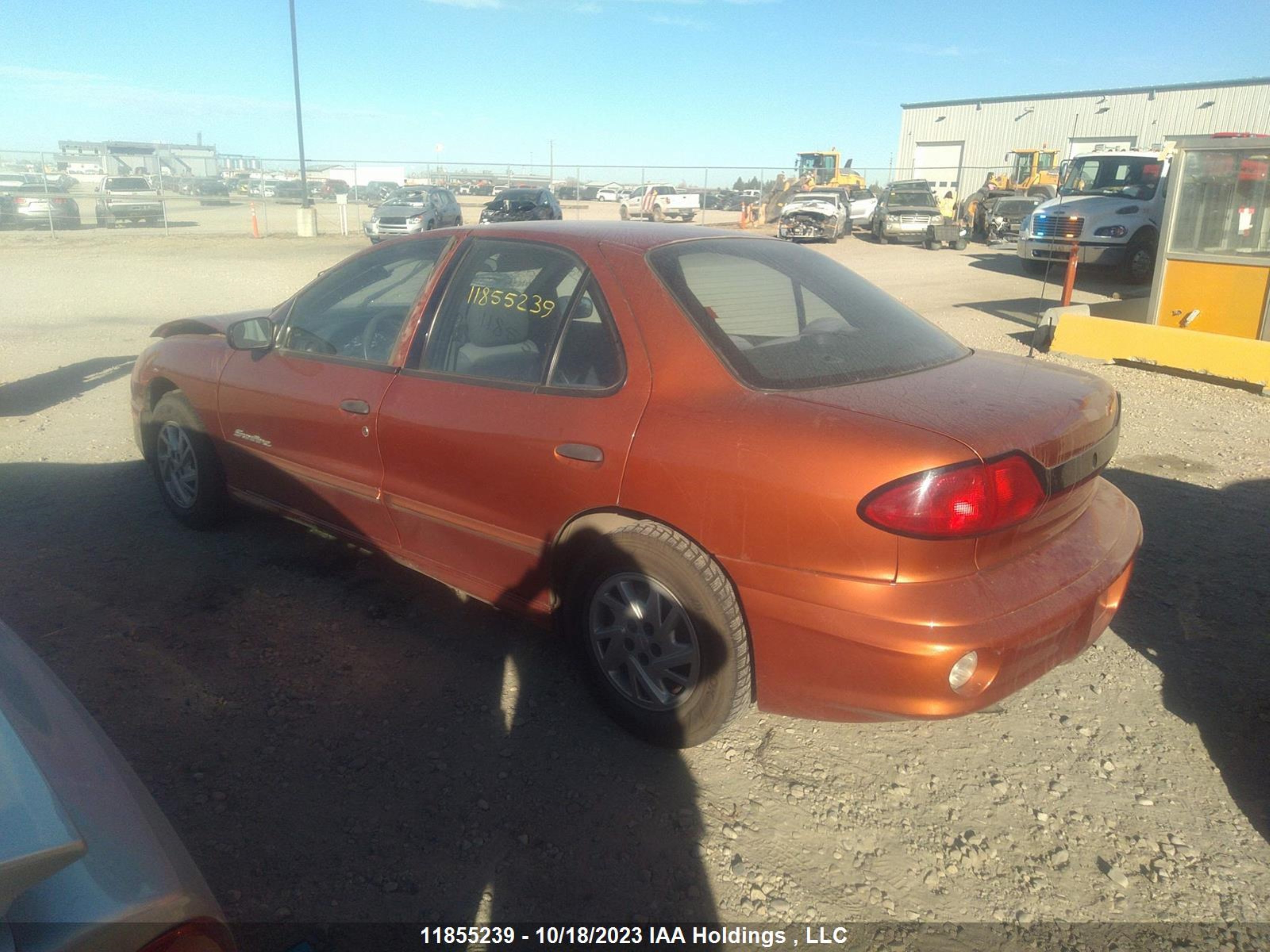 Photo 2 VIN: 3G2JB52F85S103569 - PONTIAC SUNFIRE 