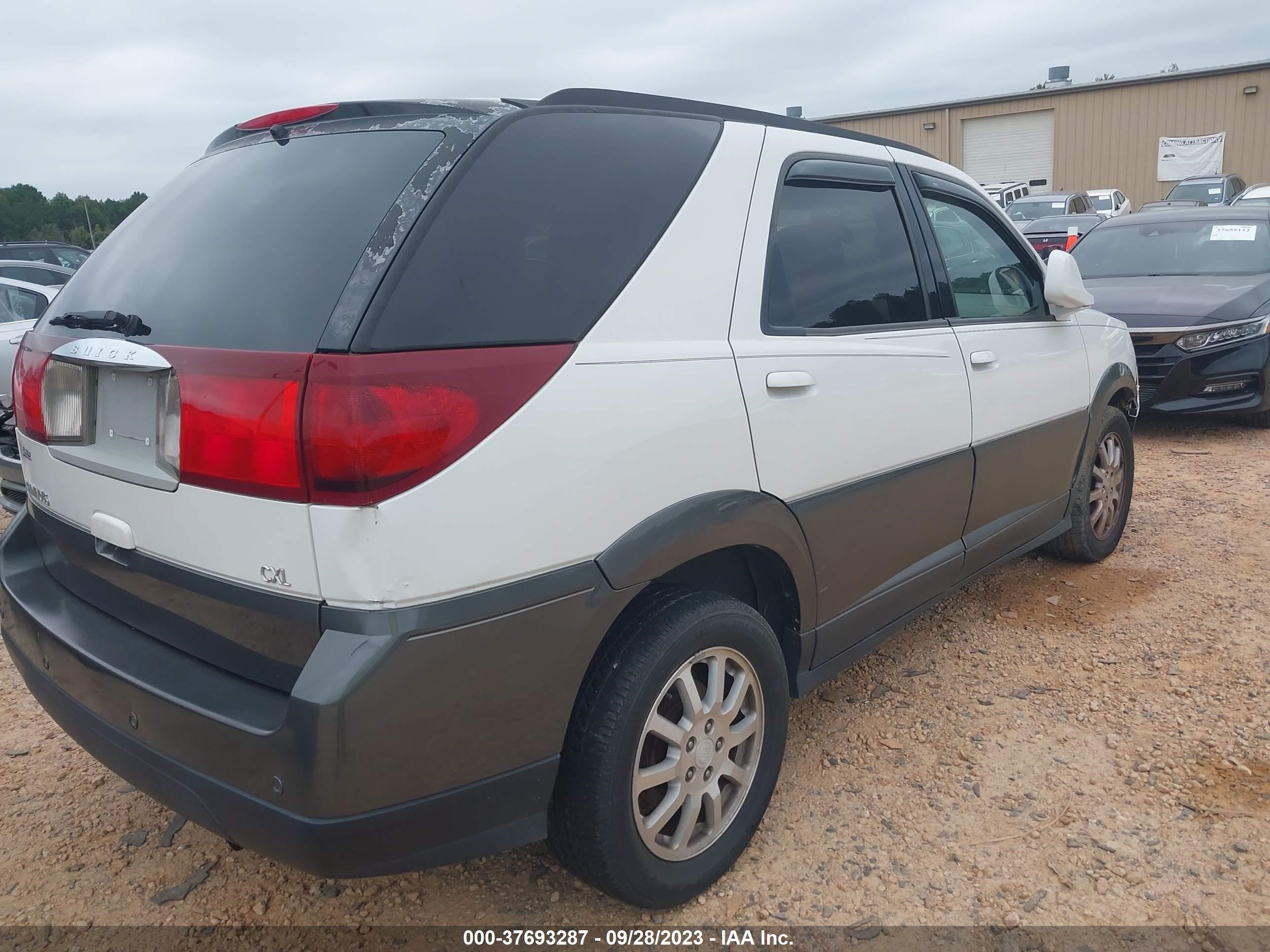 Photo 3 VIN: 3G5DA03755S502016 - BUICK RENDEZVOUS 