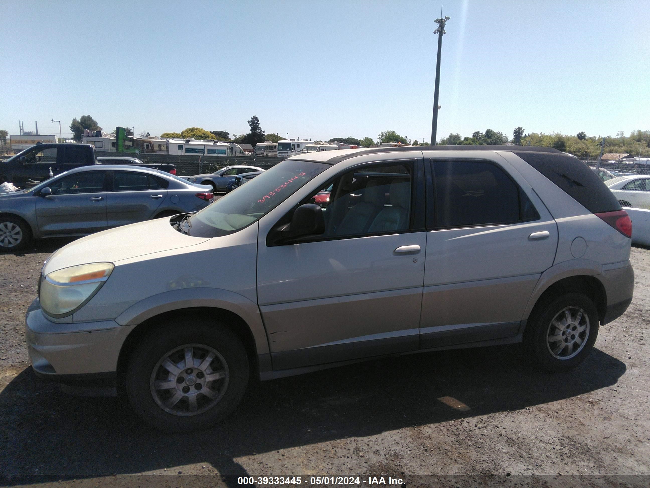 Photo 13 VIN: 3G5DA03E04S556238 - BUICK RENDEZVOUS 