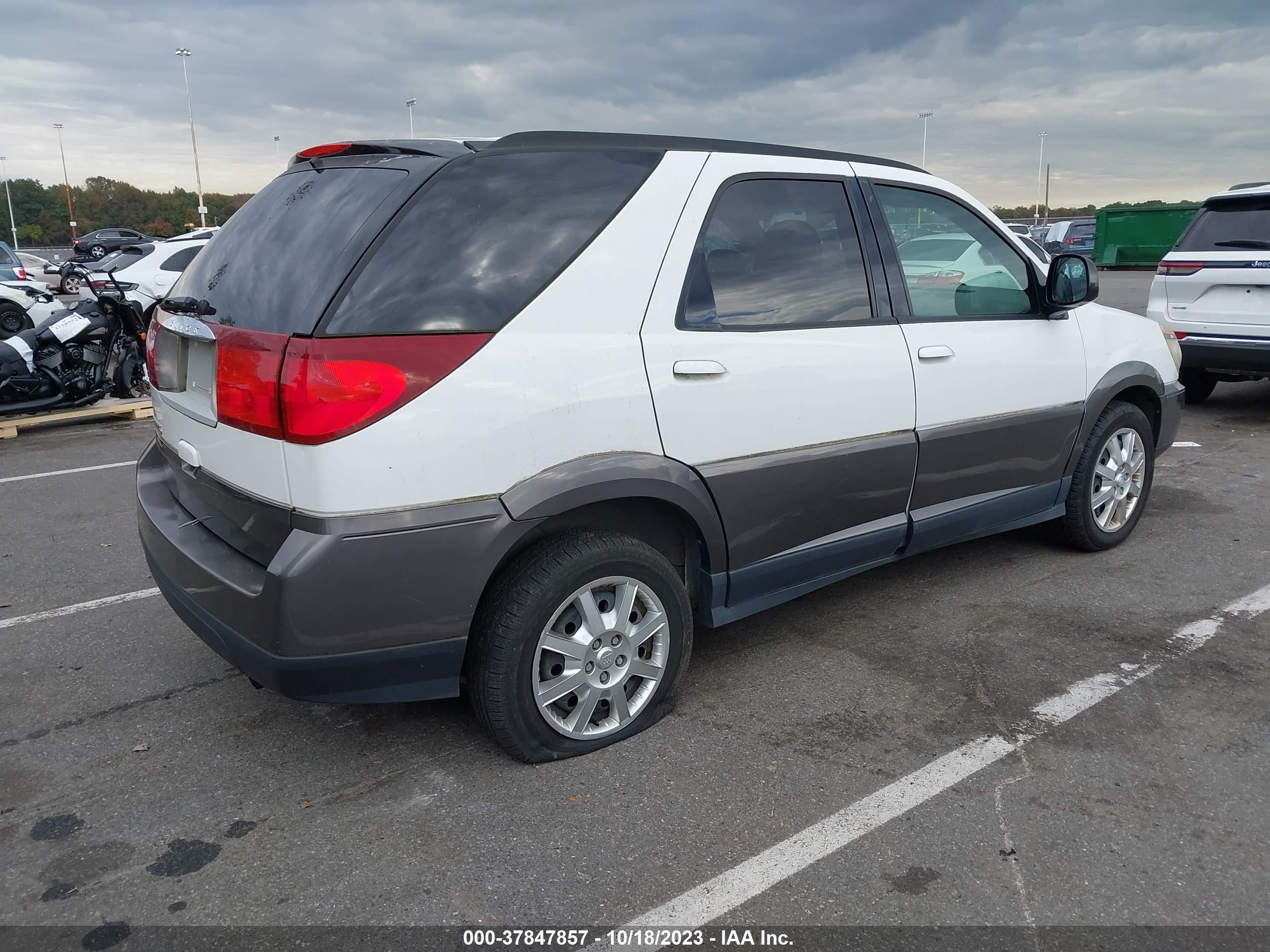 Photo 3 VIN: 3G5DA03E05S554457 - BUICK RENDEZVOUS 