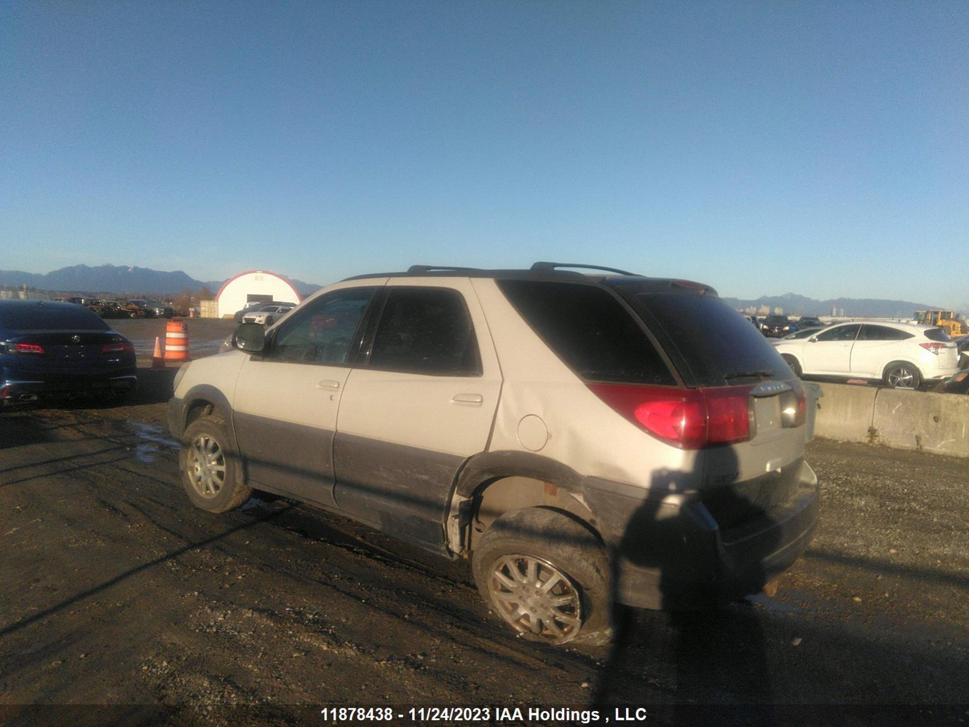 Photo 2 VIN: 3G5DA03E05S563837 - BUICK RENDEZVOUS 