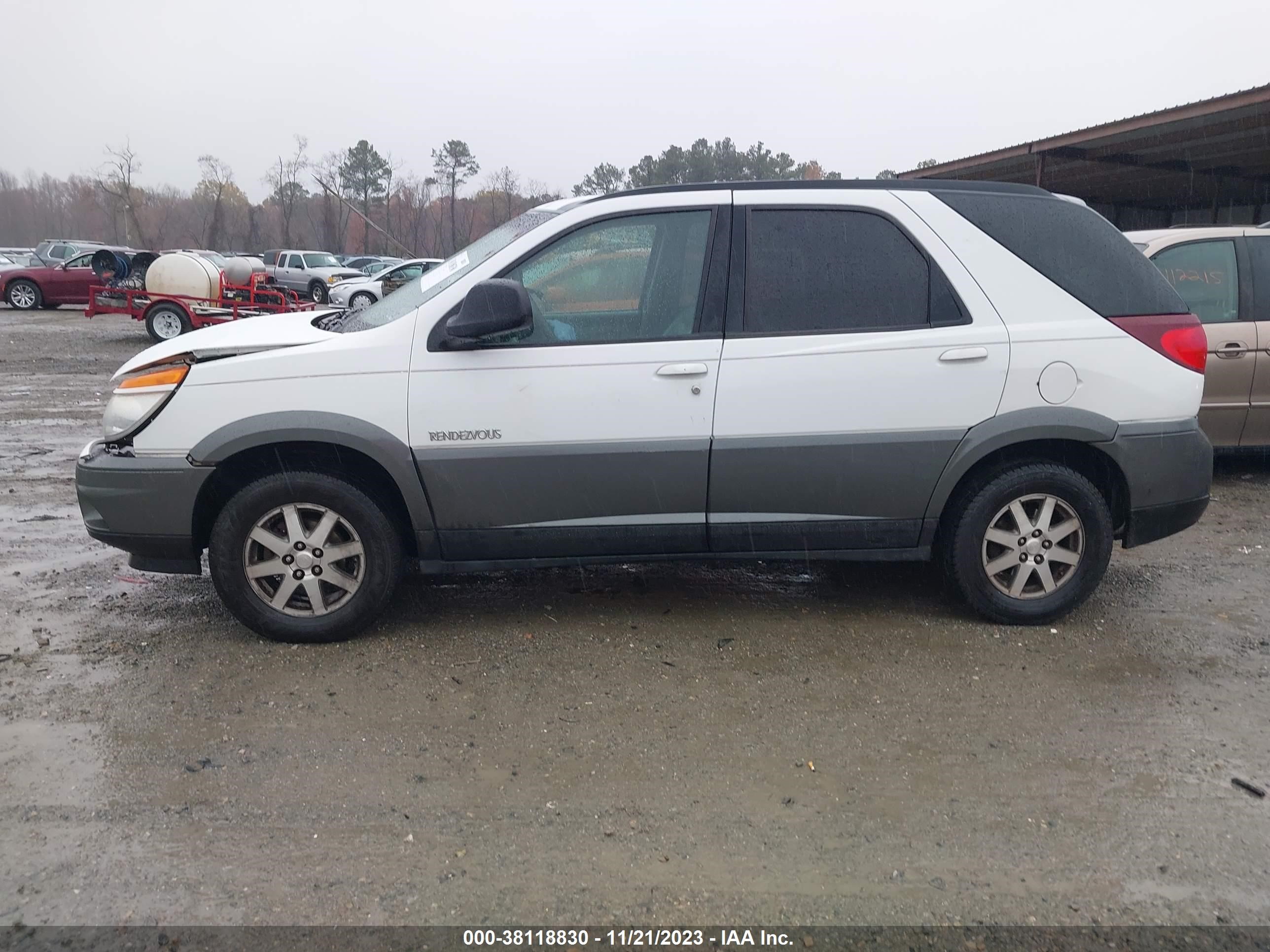 Photo 13 VIN: 3G5DA03E12S608991 - BUICK RENDEZVOUS 