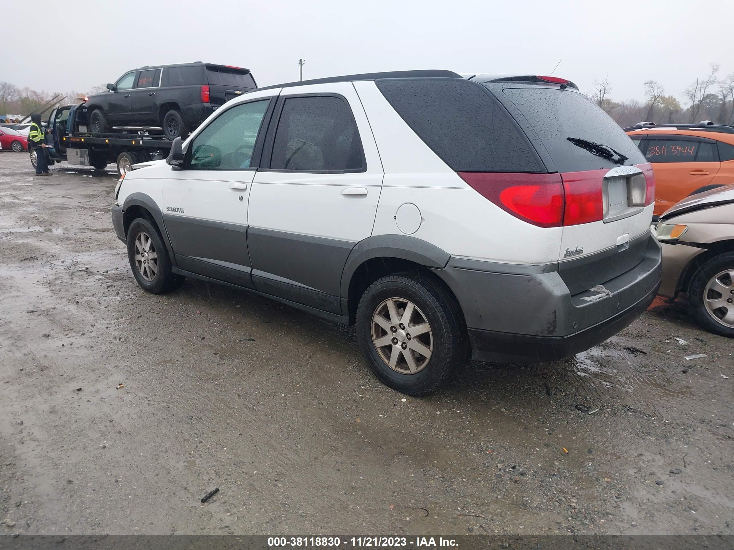 Photo 2 VIN: 3G5DA03E12S608991 - BUICK RENDEZVOUS 