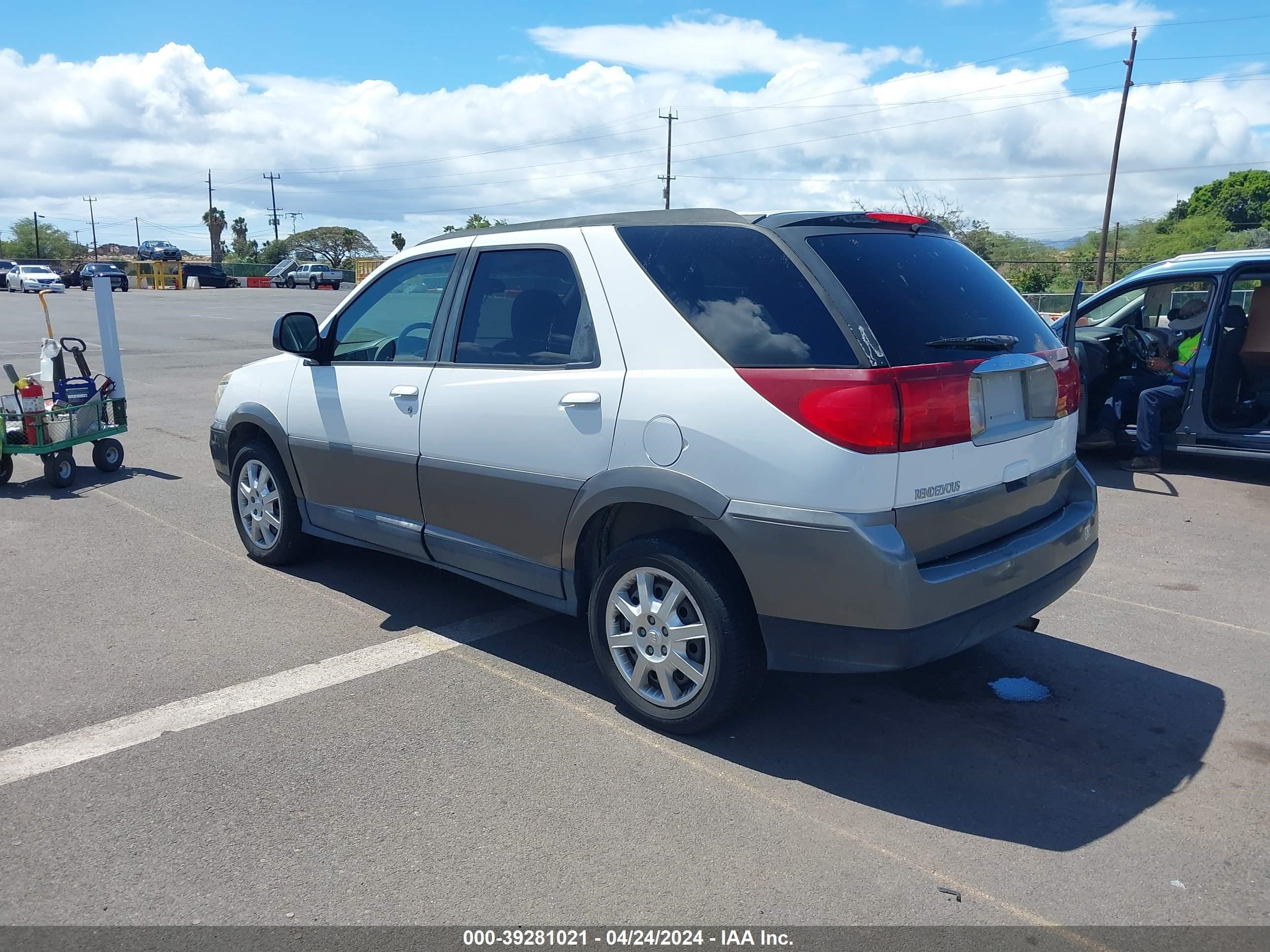 Photo 2 VIN: 3G5DA03E35S567509 - BUICK RENDEZVOUS 