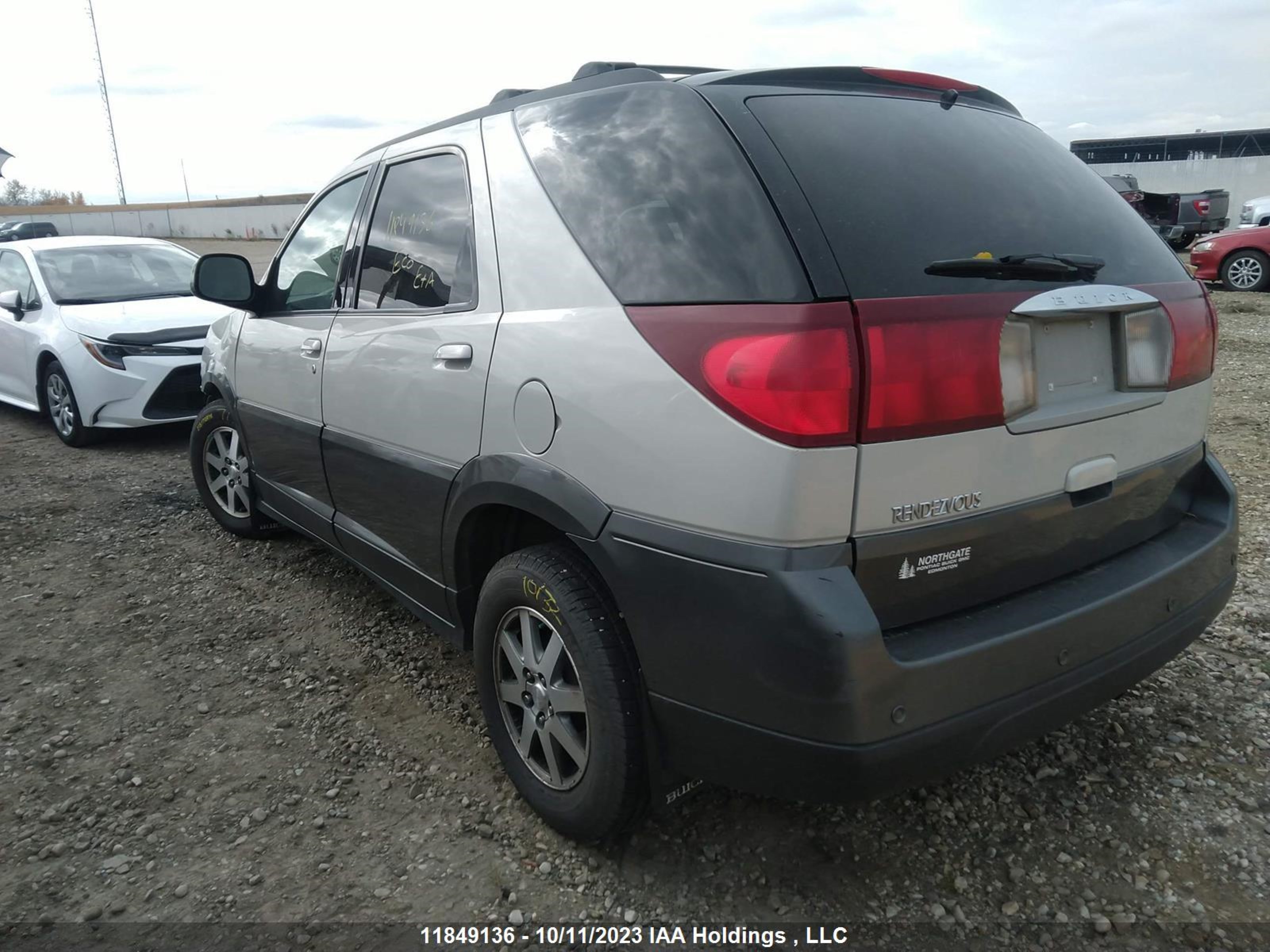 Photo 2 VIN: 3G5DA03E44S593857 - BUICK RENDEZVOUS 