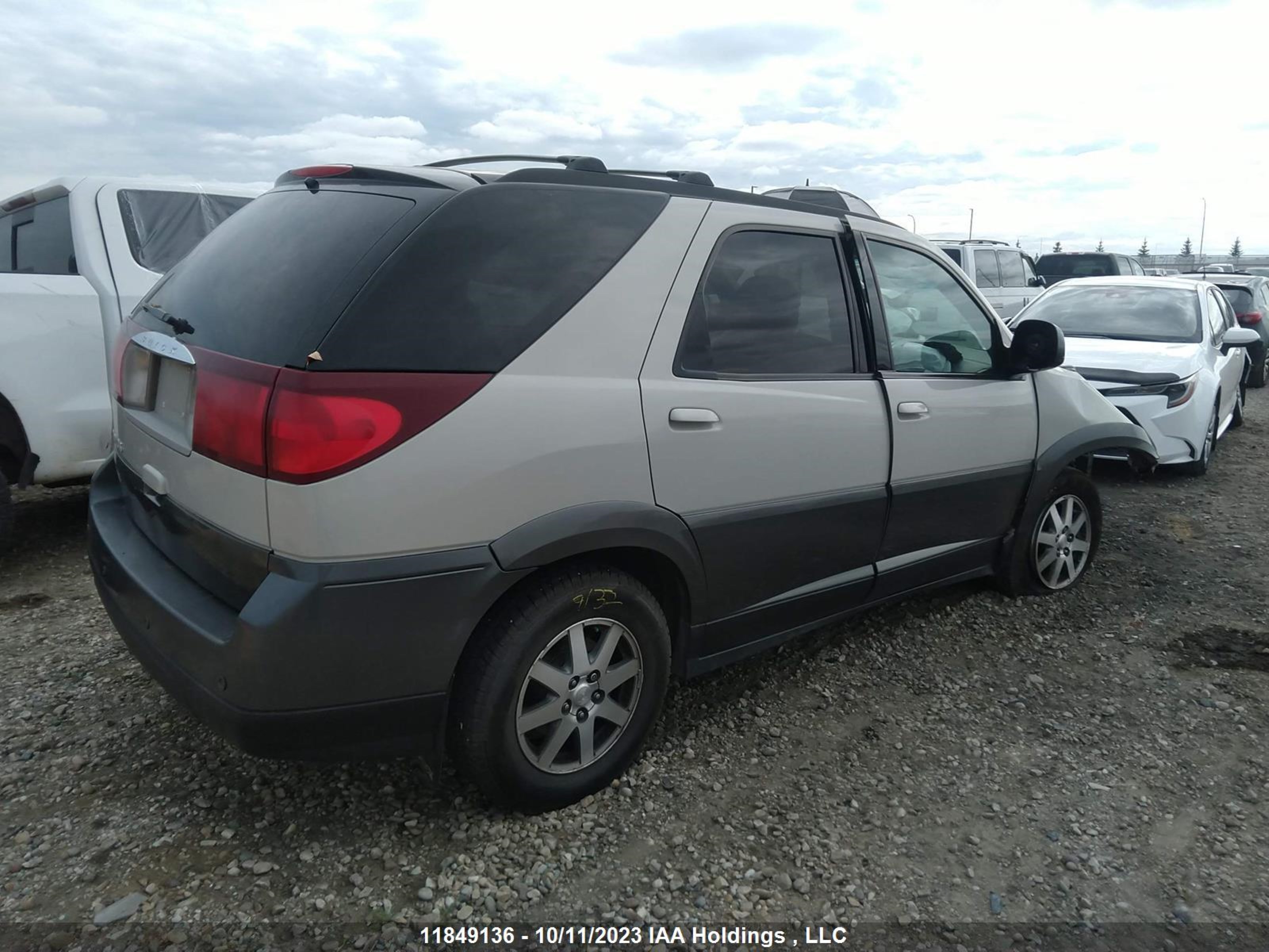 Photo 3 VIN: 3G5DA03E44S593857 - BUICK RENDEZVOUS 