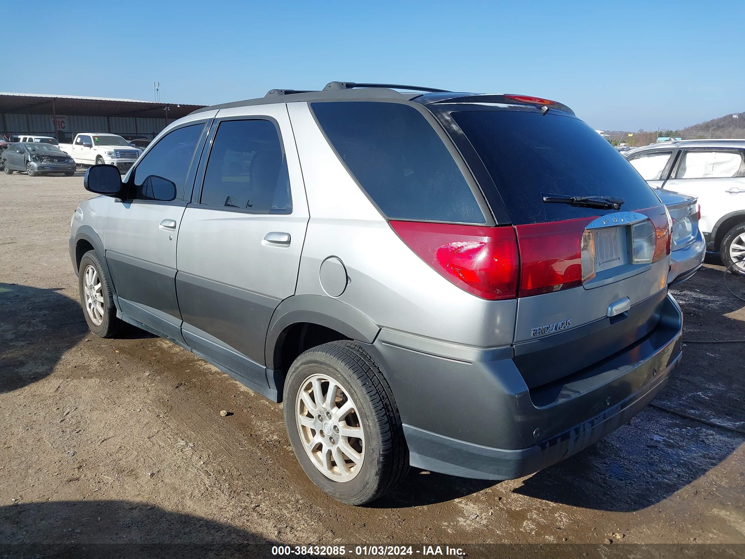 Photo 2 VIN: 3G5DA03E65S513640 - BUICK RENDEZVOUS 