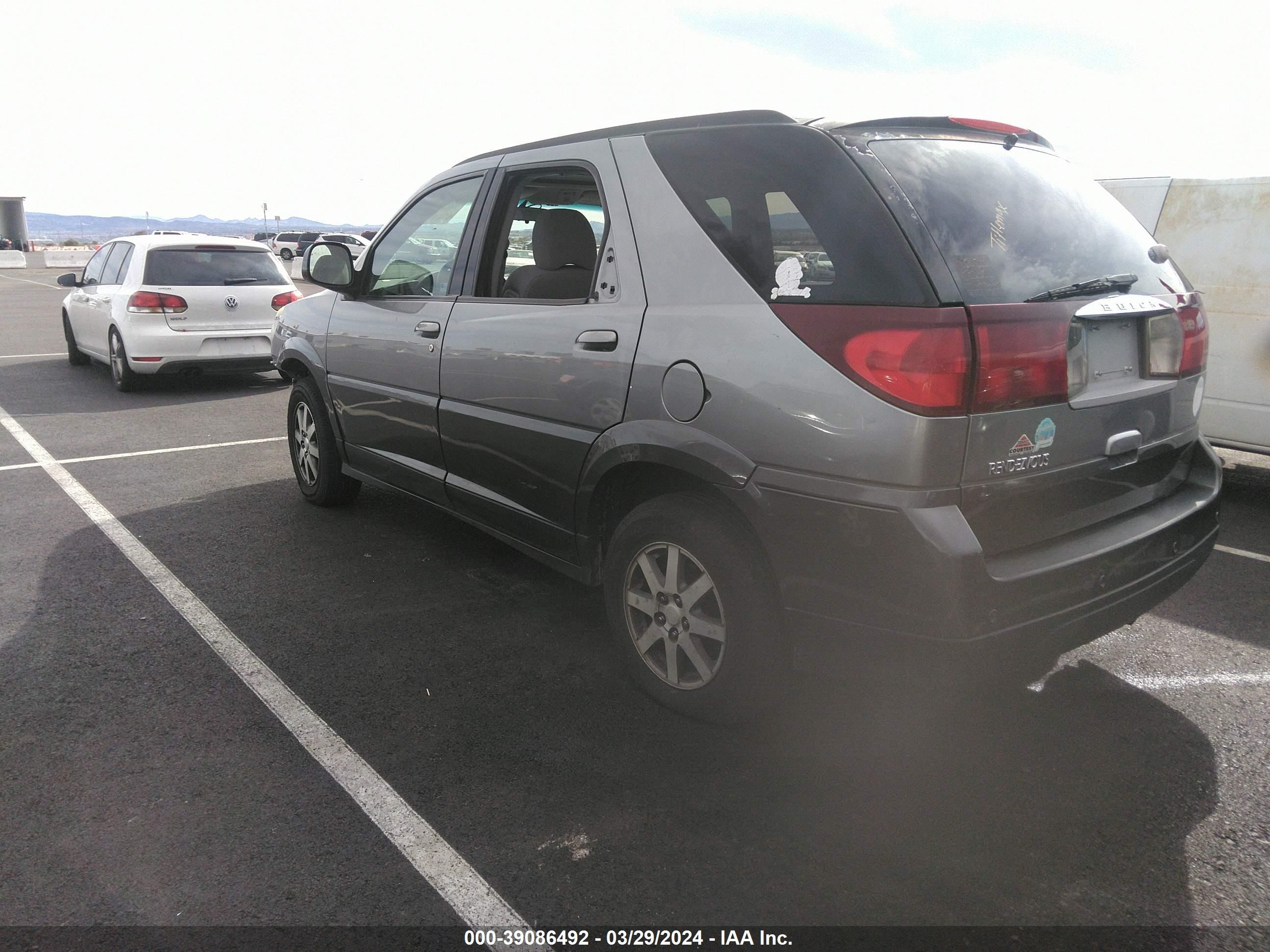 Photo 2 VIN: 3G5DA03E74S512785 - BUICK RENDEZVOUS 