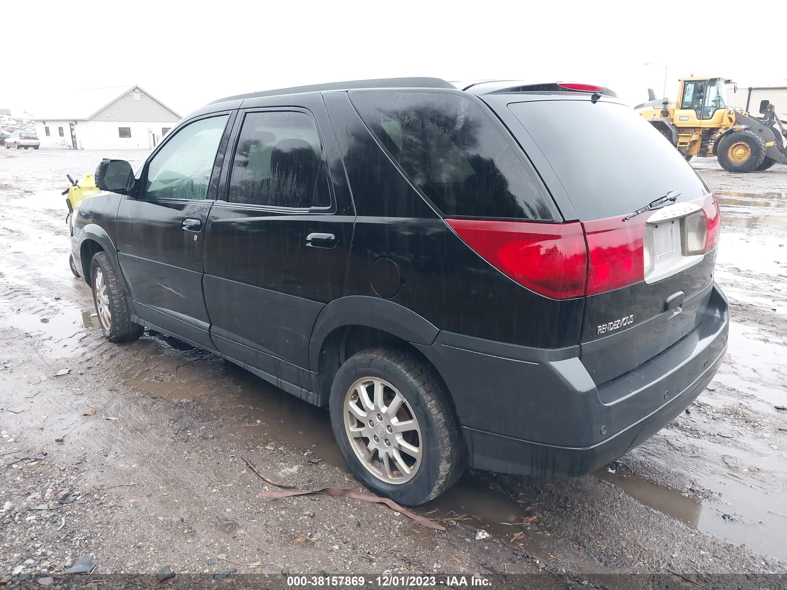 Photo 2 VIN: 3G5DA03E75S540832 - BUICK RENDEZVOUS 