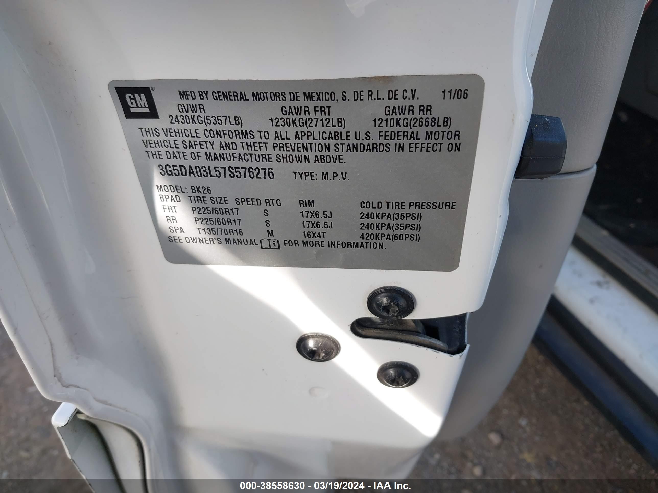Photo 8 VIN: 3G5DA03L57S576276 - BUICK RENDEZVOUS 