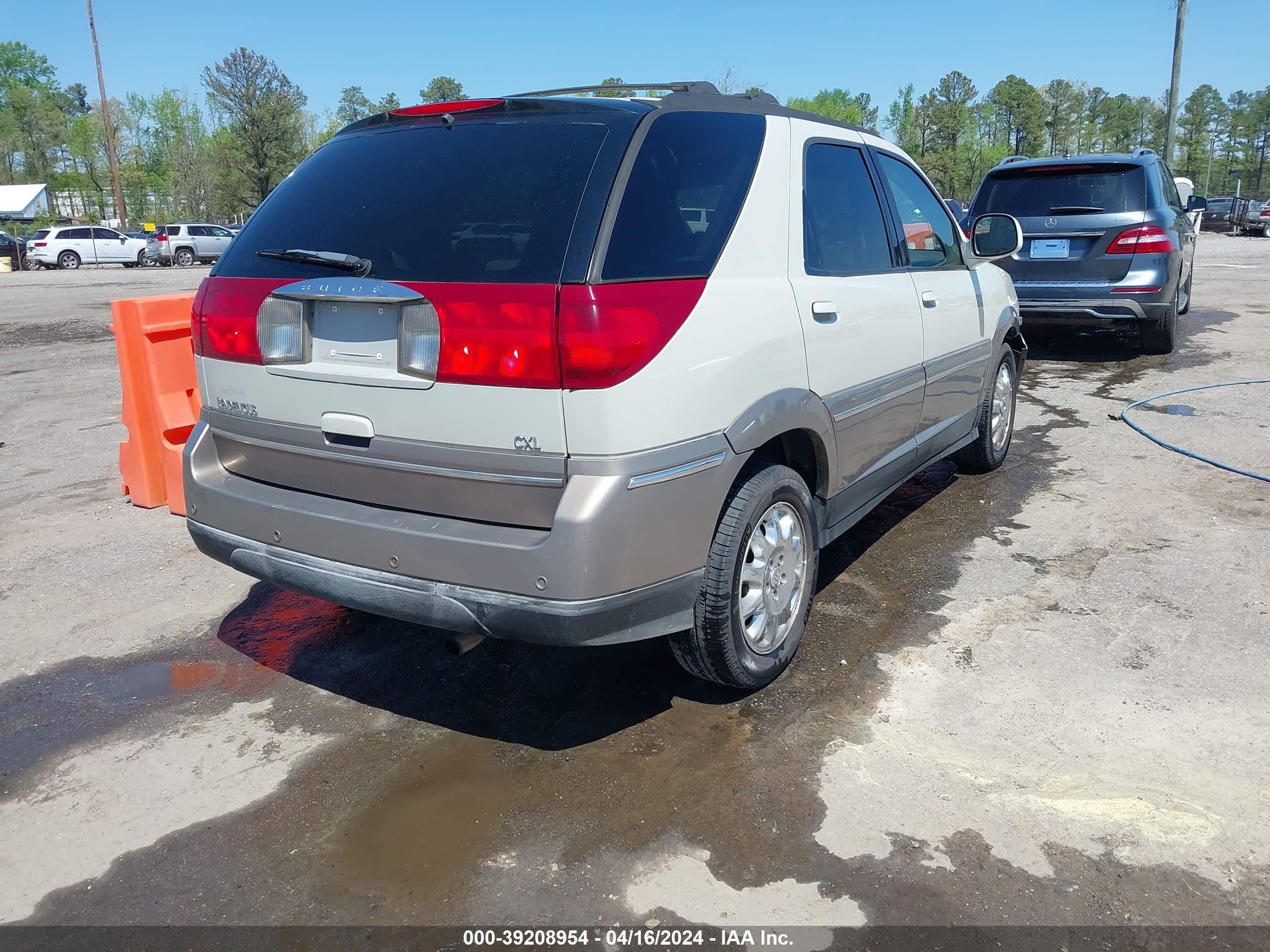 Photo 3 VIN: 3G5DA03L66S565608 - BUICK RENDEZVOUS 