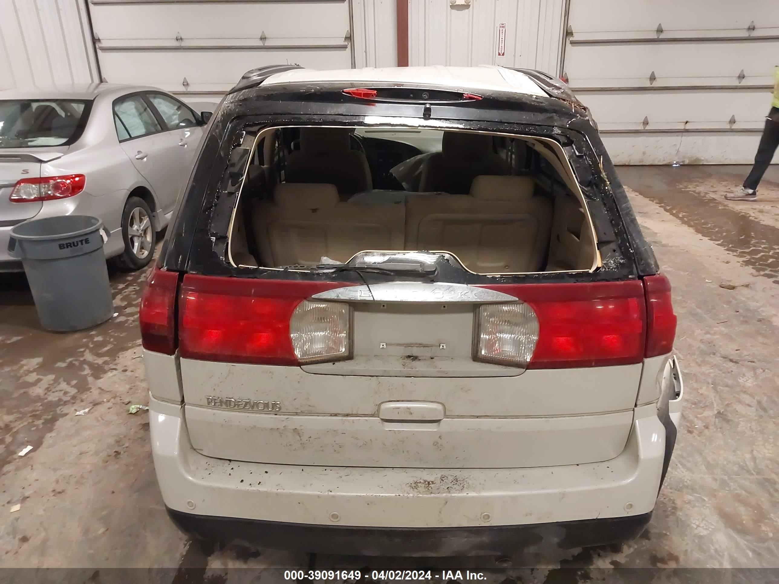 Photo 13 VIN: 3G5DA03L86S547031 - BUICK RENDEZVOUS 