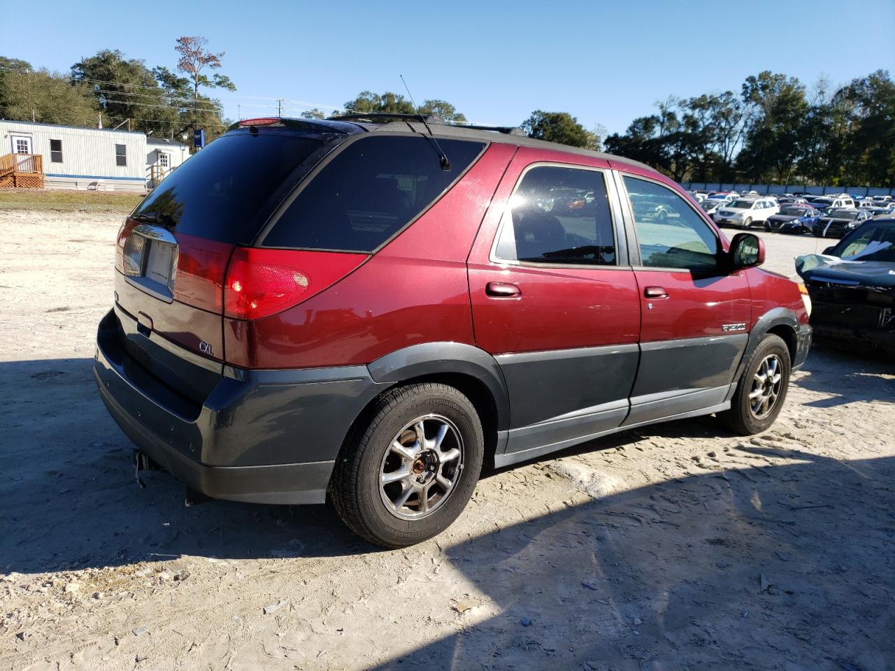 Photo 2 VIN: 3G5DB03E02S537182 - BUICK RENDEZVOUS 