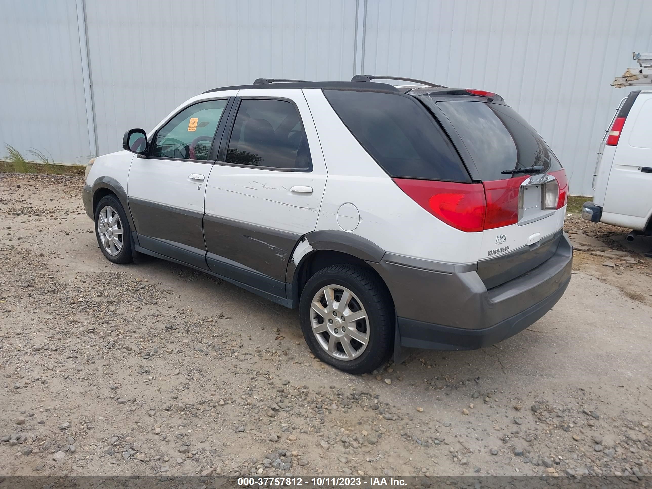 Photo 2 VIN: 3G5DB03E05S561308 - BUICK RENDEZVOUS 