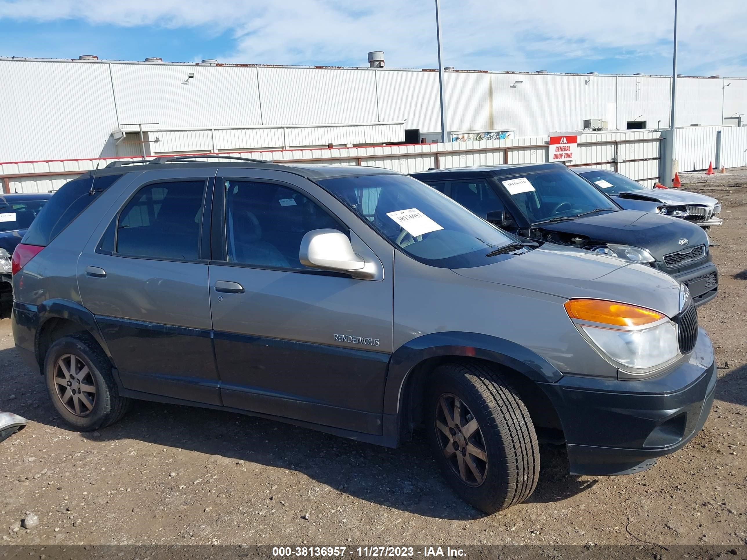 Photo 13 VIN: 3G5DB03E32S524748 - BUICK RENDEZVOUS 