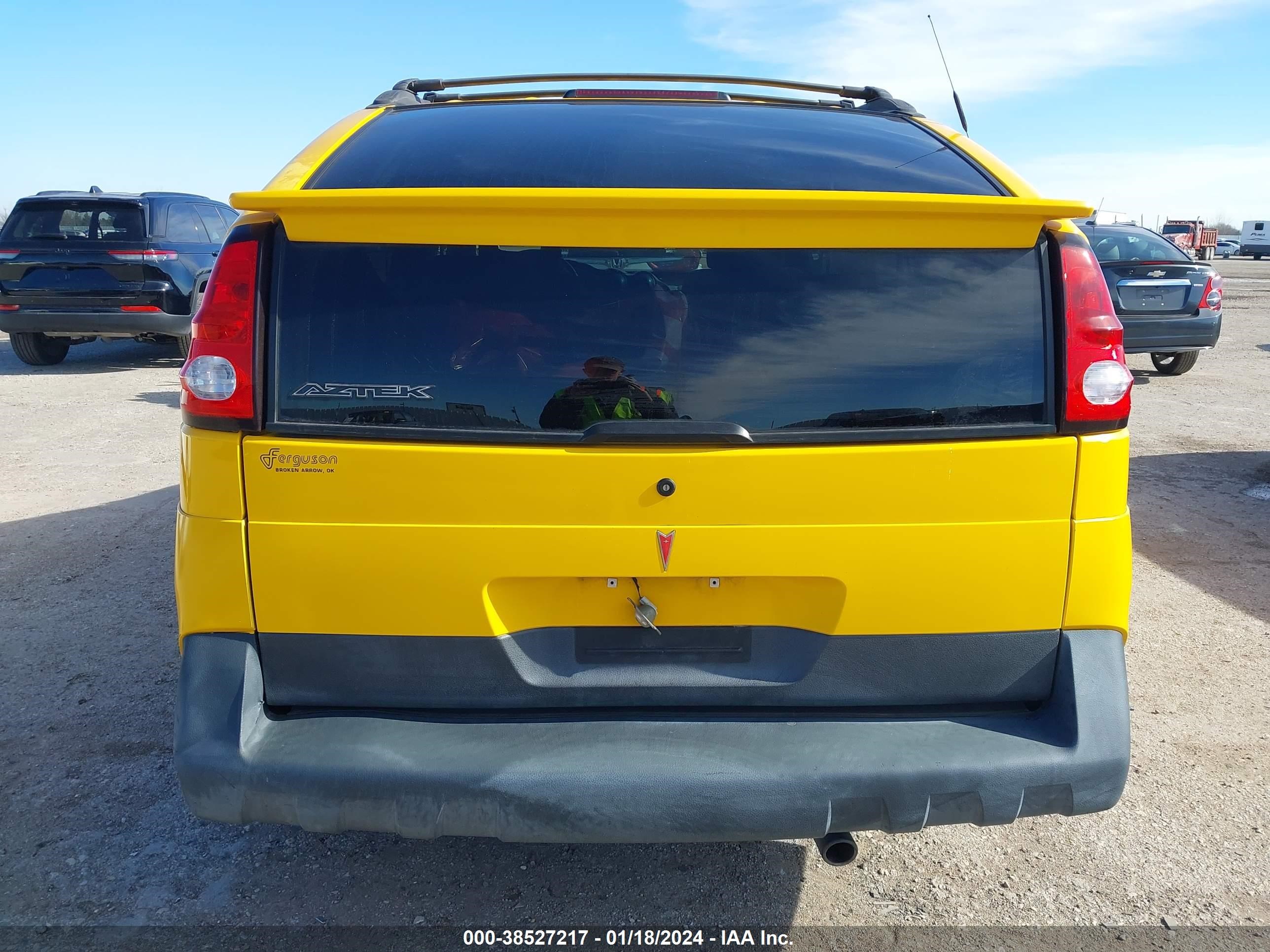 Photo 16 VIN: 3G7DA03E22S552115 - PONTIAC AZTEK 