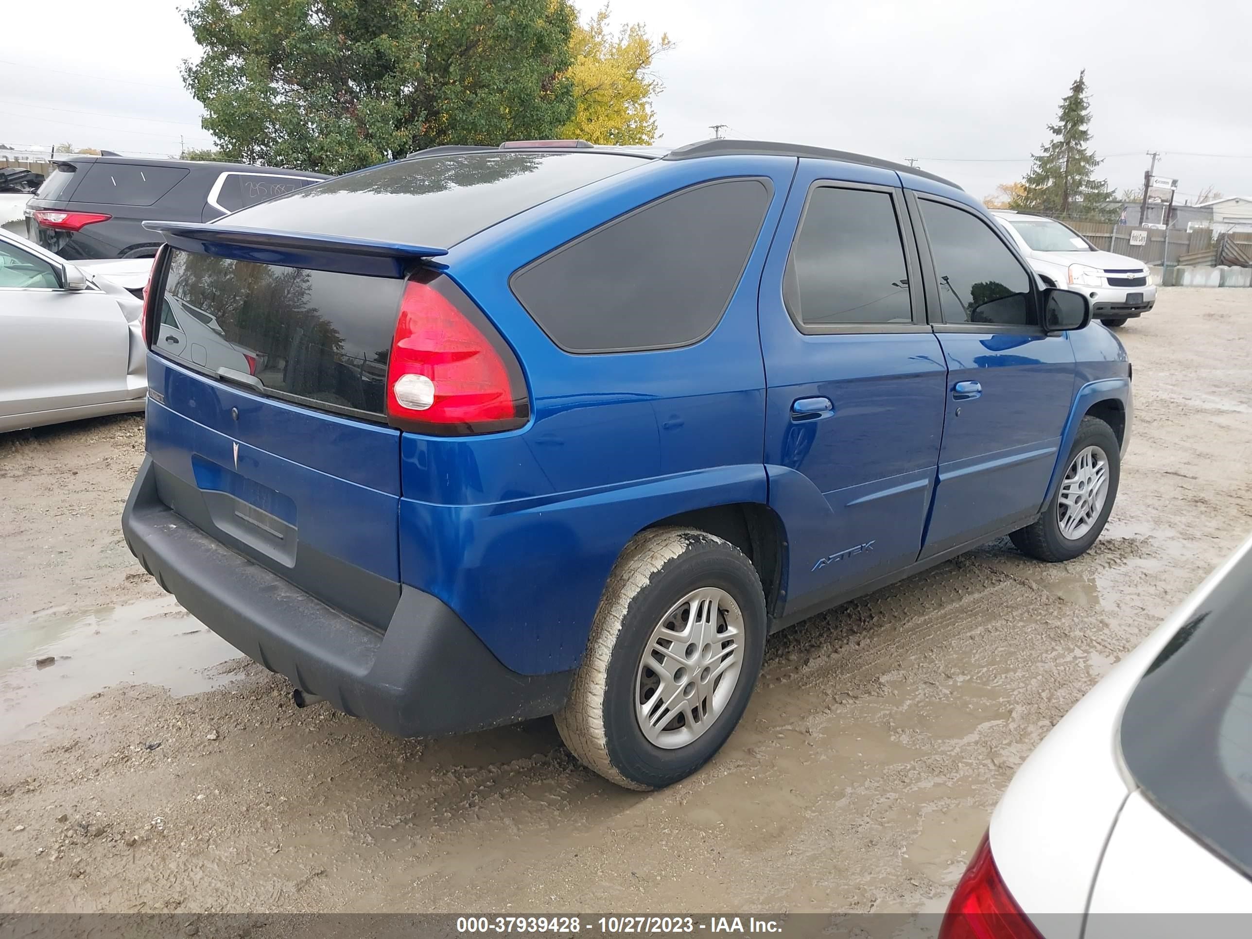 Photo 3 VIN: 3G7DA03E33S546289 - PONTIAC AZTEK 