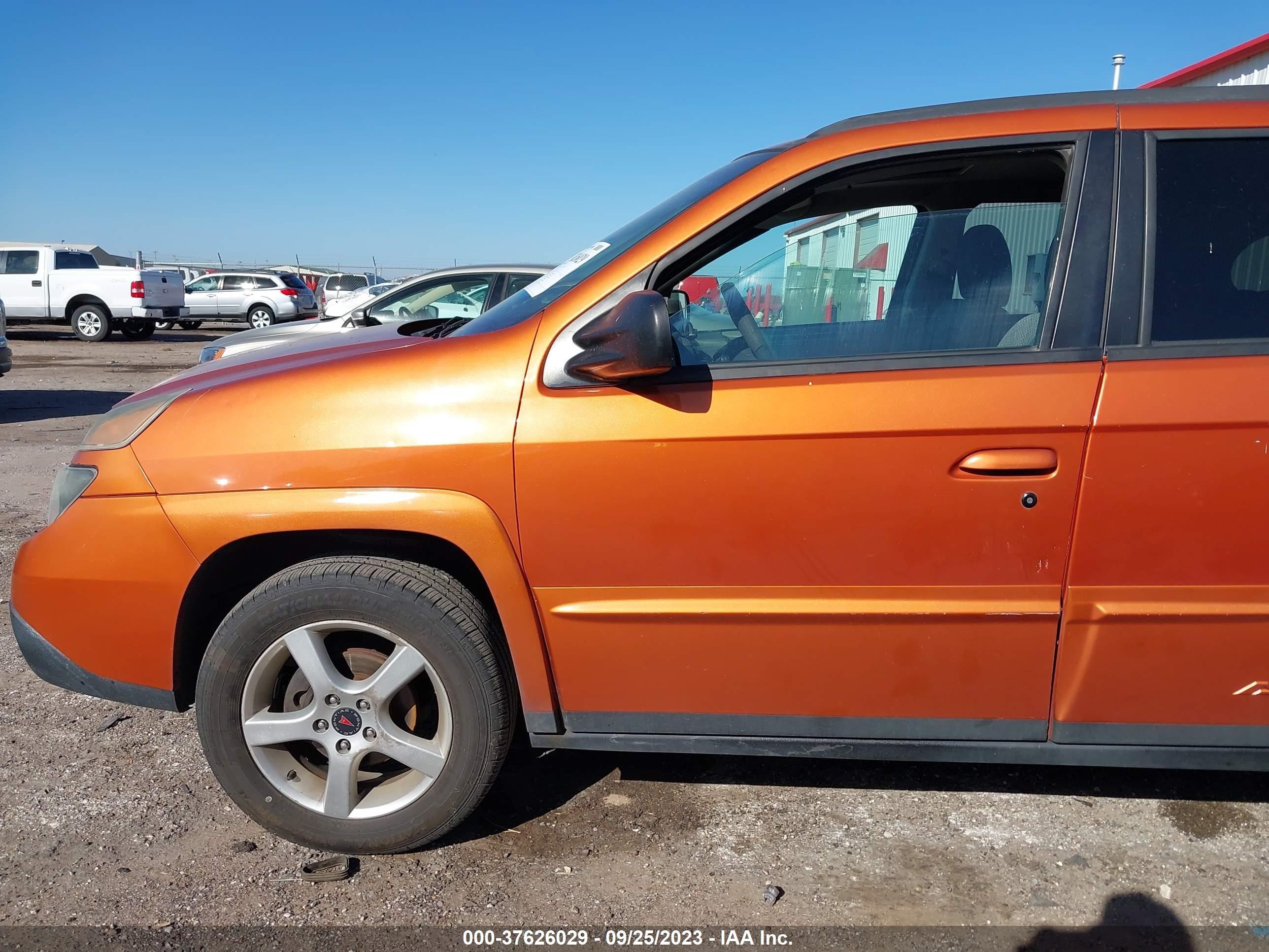 Photo 13 VIN: 3G7DA03E34S547766 - PONTIAC AZTEK 