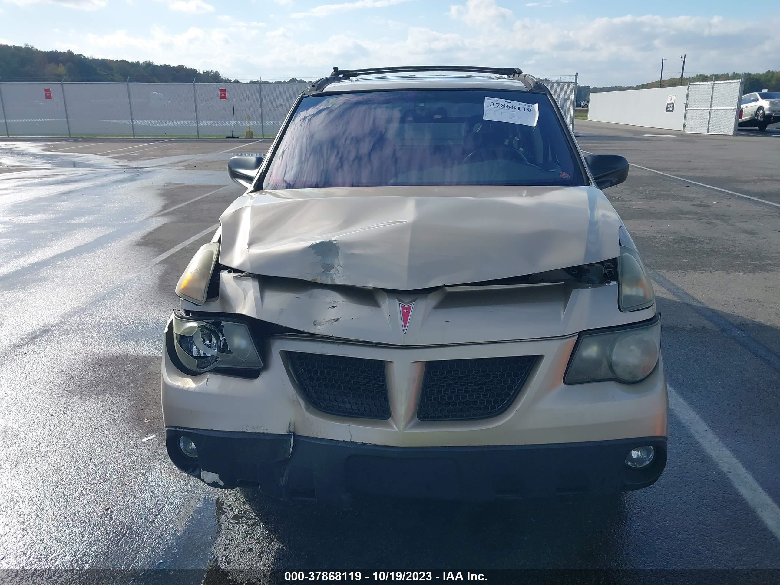 Photo 11 VIN: 3G7DA03E42S586637 - PONTIAC AZTEK 