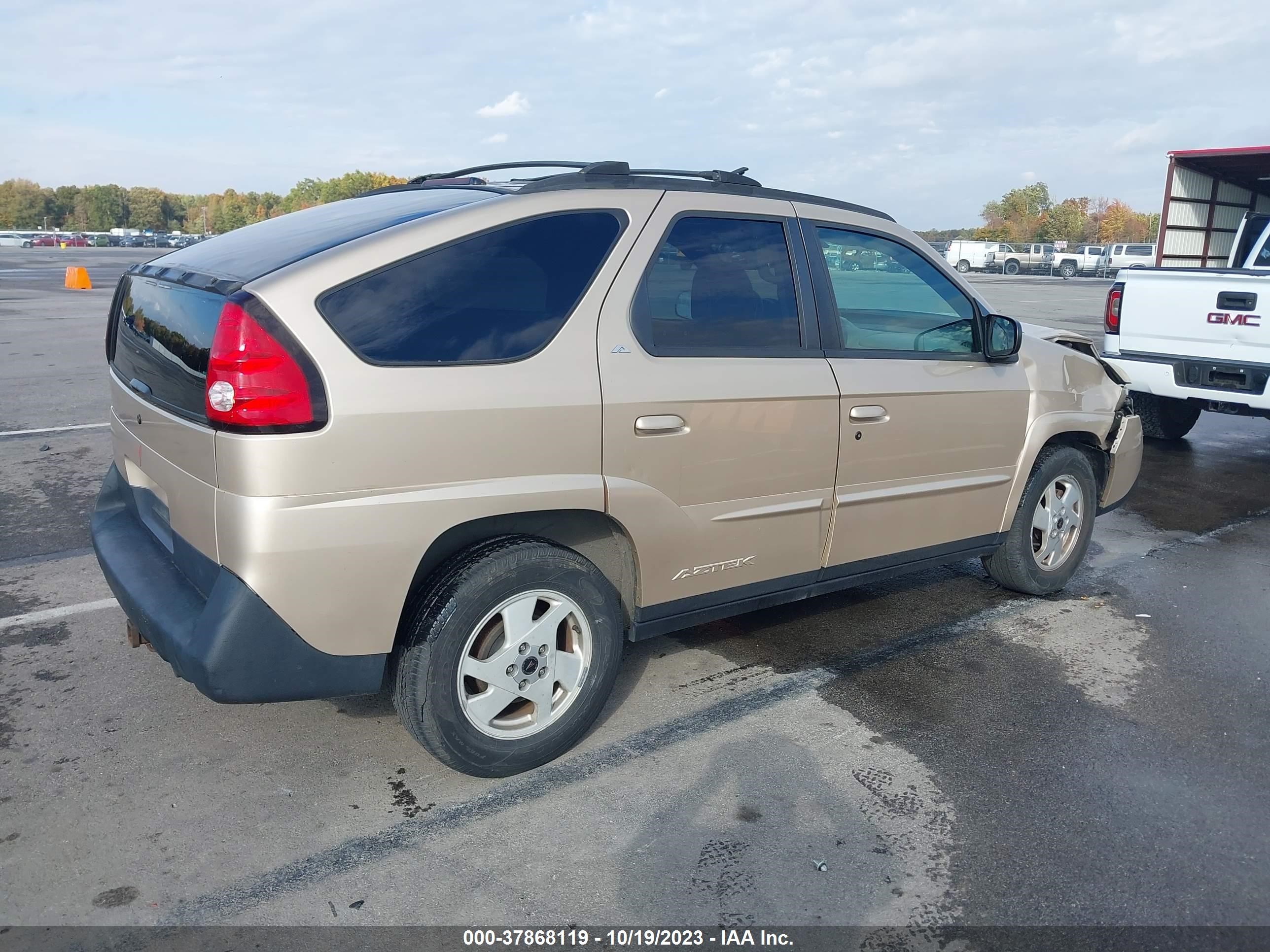 Photo 3 VIN: 3G7DA03E42S586637 - PONTIAC AZTEK 