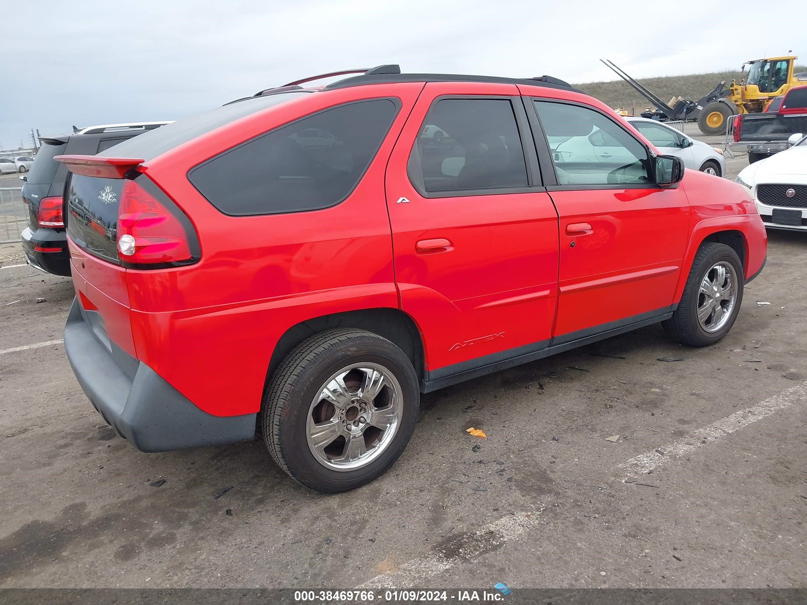 Photo 3 VIN: 3G7DA03E52S593905 - PONTIAC AZTEK 