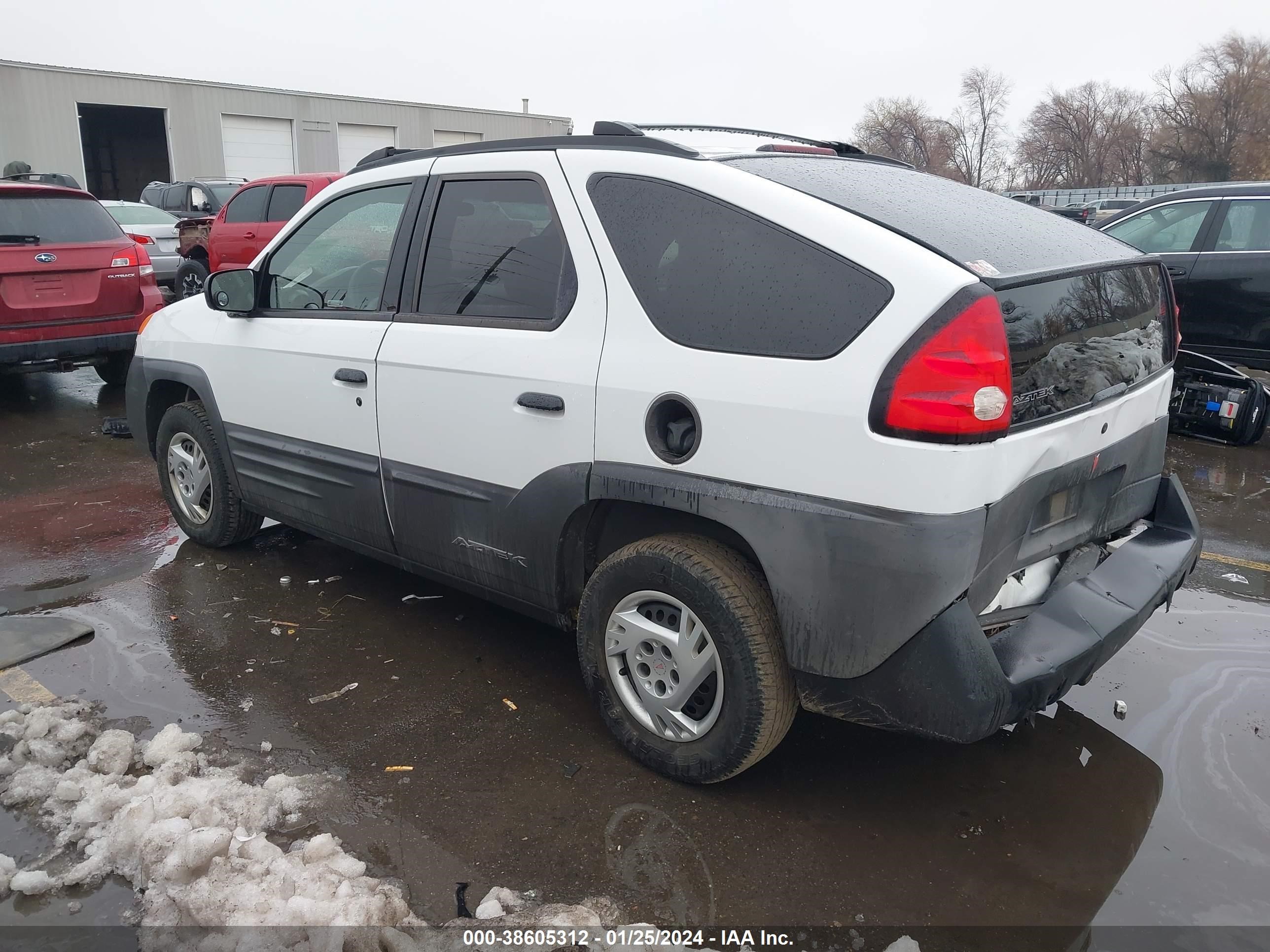 Photo 2 VIN: 3G7DA03E81S528268 - PONTIAC AZTEK 