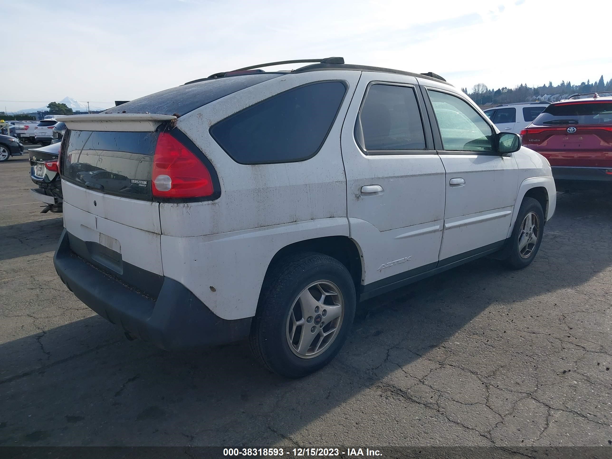 Photo 3 VIN: 3G7DB03E24S572915 - PONTIAC AZTEK 