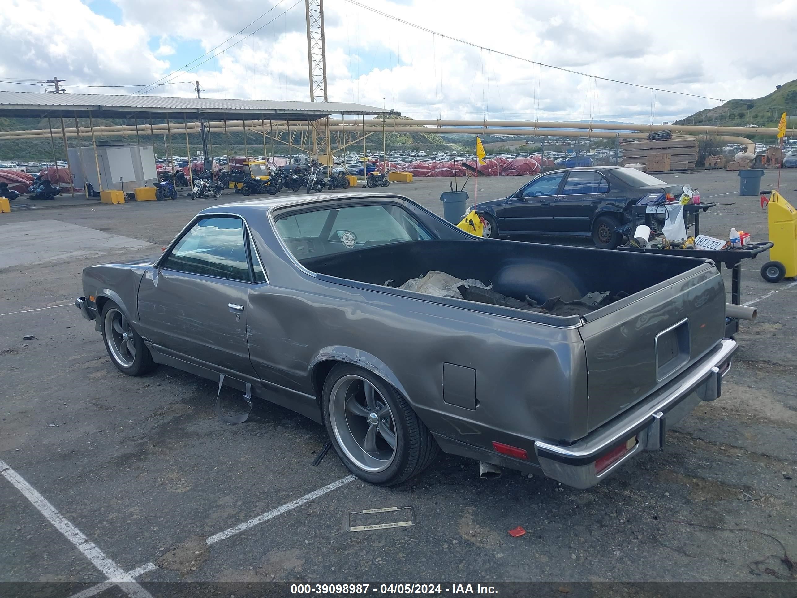 Photo 2 VIN: 3GCCW80H0FS903069 - CHEVROLET EL CAMINO 