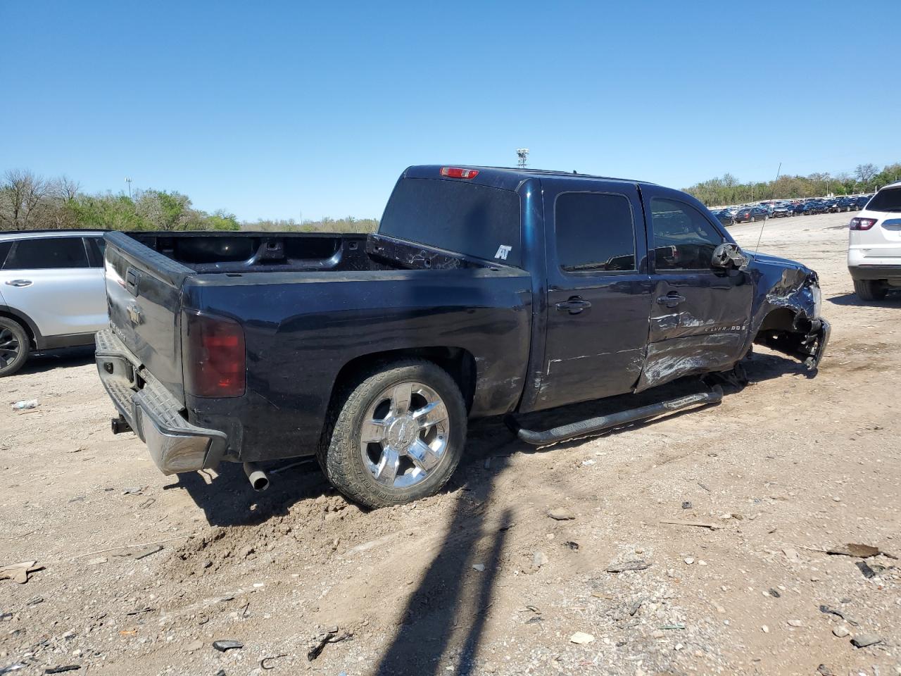 Photo 2 VIN: 3GCEC13J58G214285 - CHEVROLET SILVERADO 