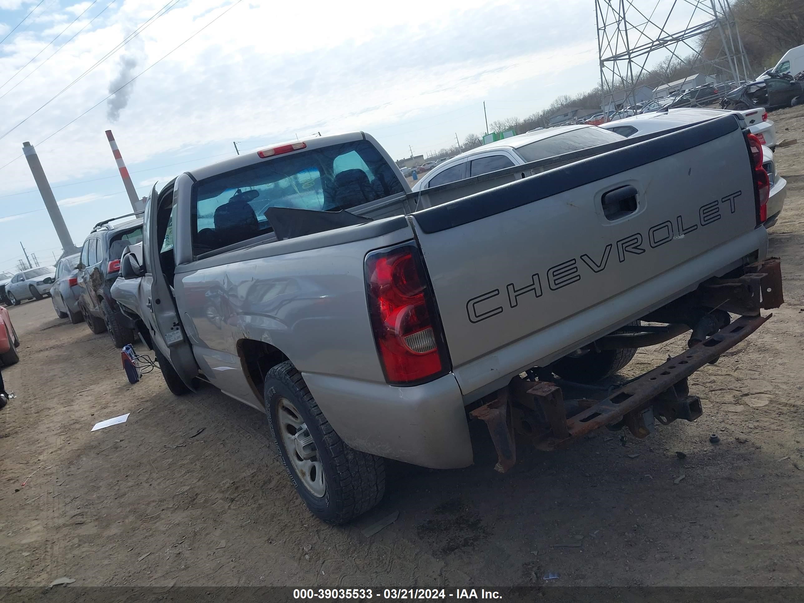 Photo 2 VIN: 3GCEC14V86G229989 - CHEVROLET SILVERADO 