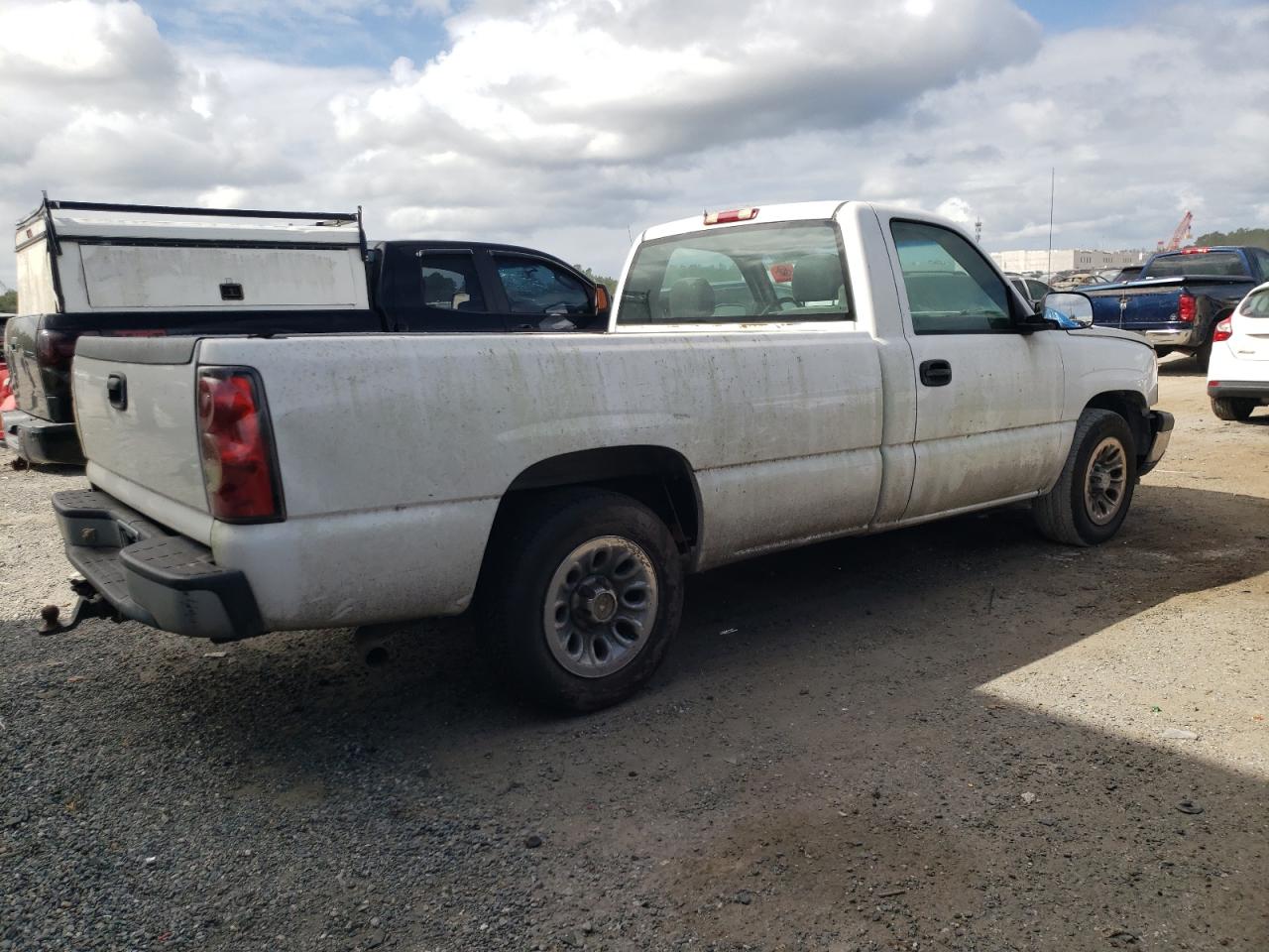 Photo 2 VIN: 3GCEC14X07G248751 - CHEVROLET SILVERADO 