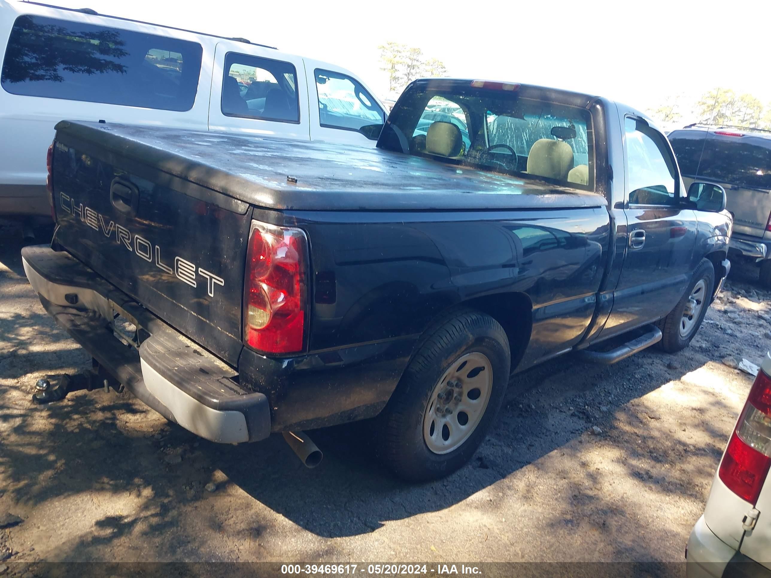 Photo 3 VIN: 3GCEC14X16G232363 - CHEVROLET SILVERADO 