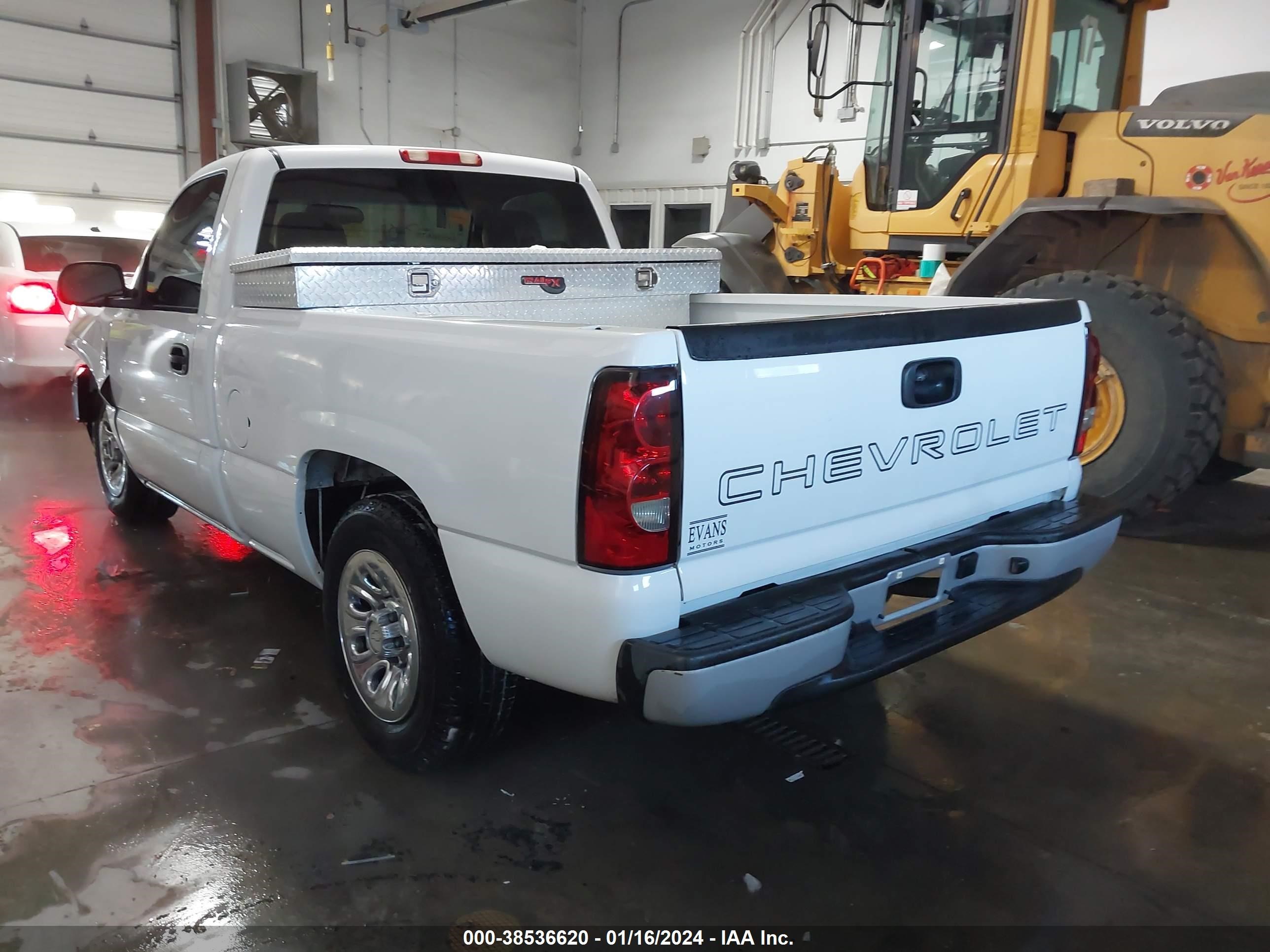 Photo 2 VIN: 3GCEC14X26G242884 - CHEVROLET SILVERADO 