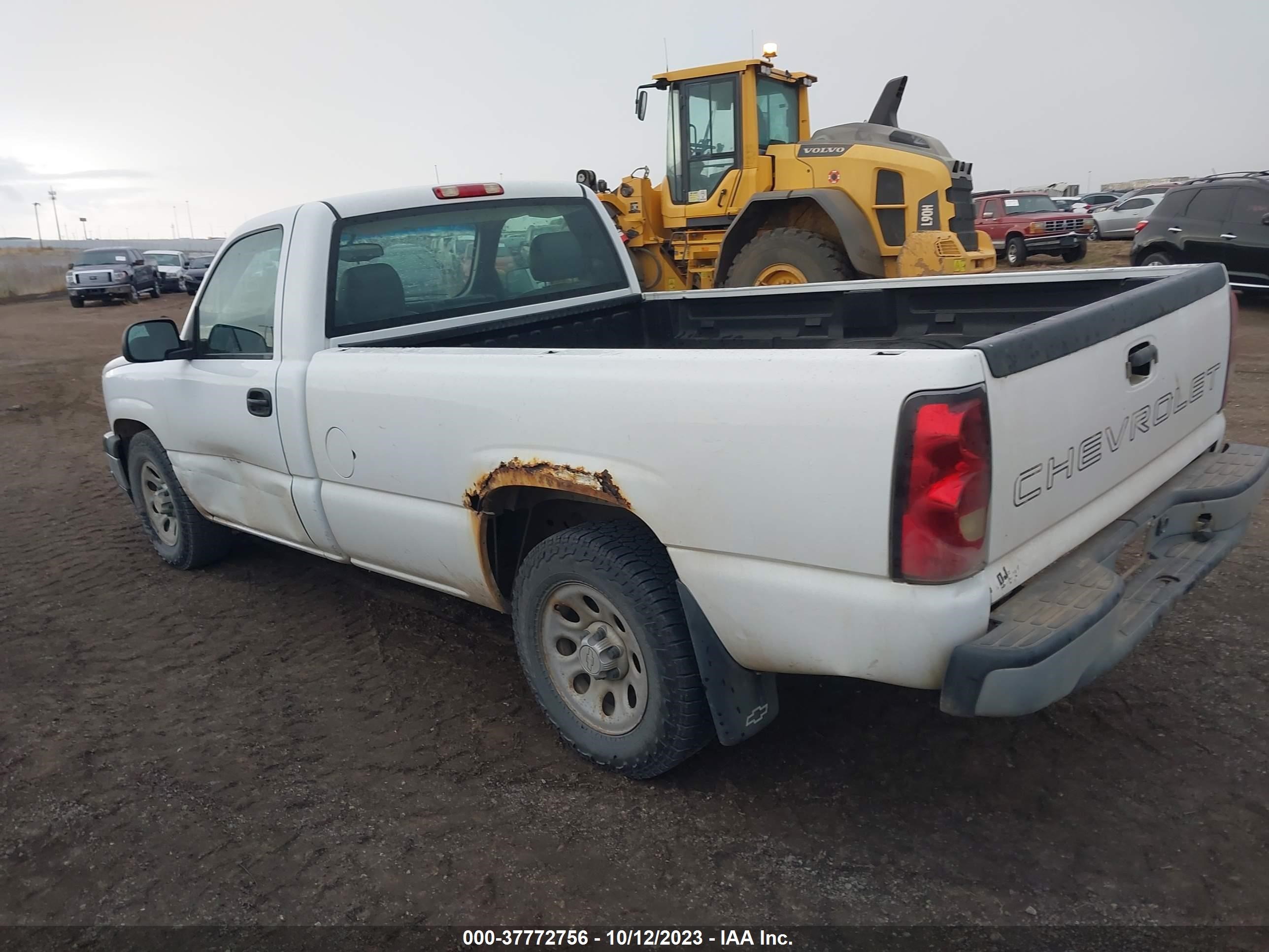 Photo 2 VIN: 3GCEC14X67G215933 - CHEVROLET SILVERADO 