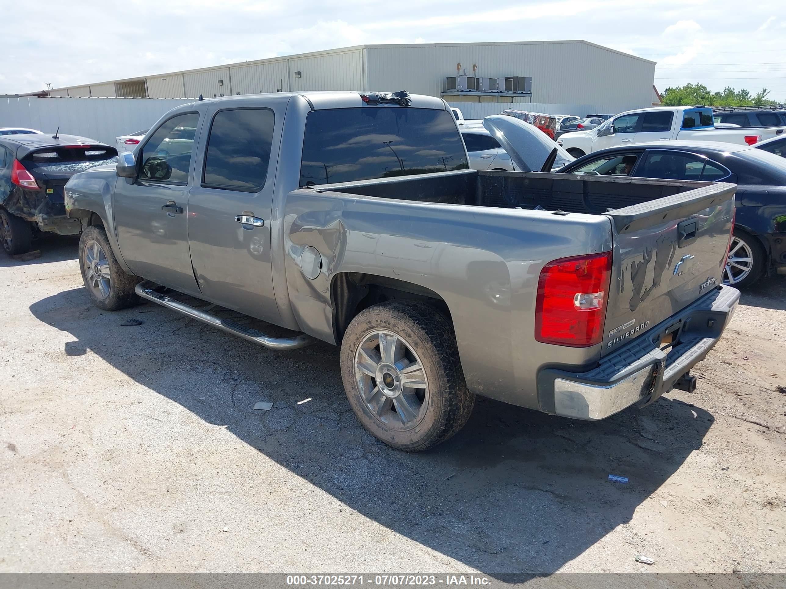 Photo 2 VIN: 3GCEC23029G185892 - CHEVROLET SILVERADO 