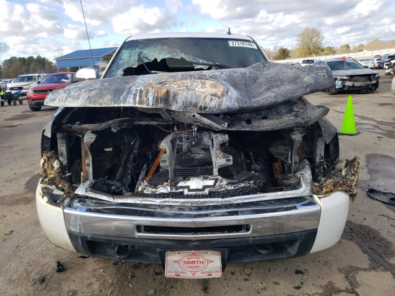 Photo 4 VIN: 3GCEC23099G152078 - CHEVROLET SILVERADO 