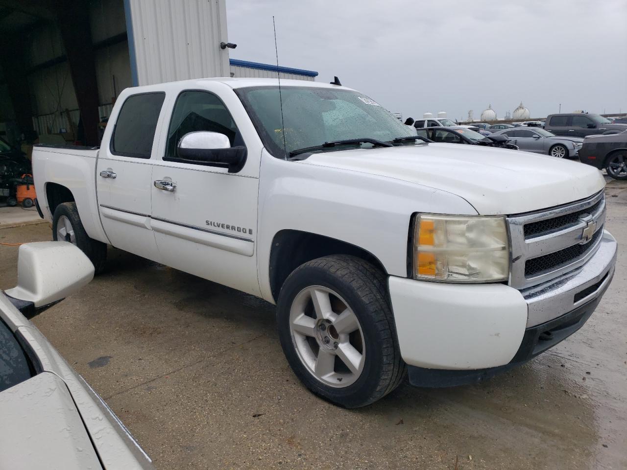 Photo 3 VIN: 3GCEC23J29G215563 - CHEVROLET SILVERADO 