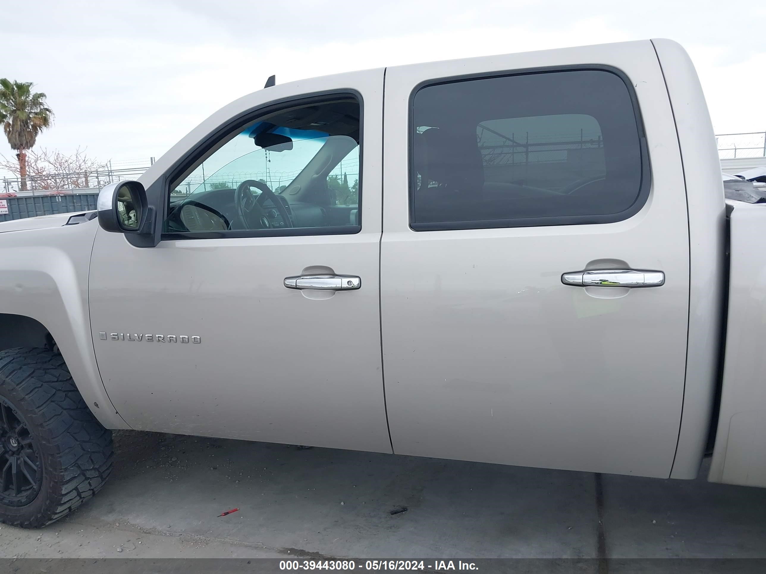 Photo 13 VIN: 3GCEC23J29G228815 - CHEVROLET SILVERADO 